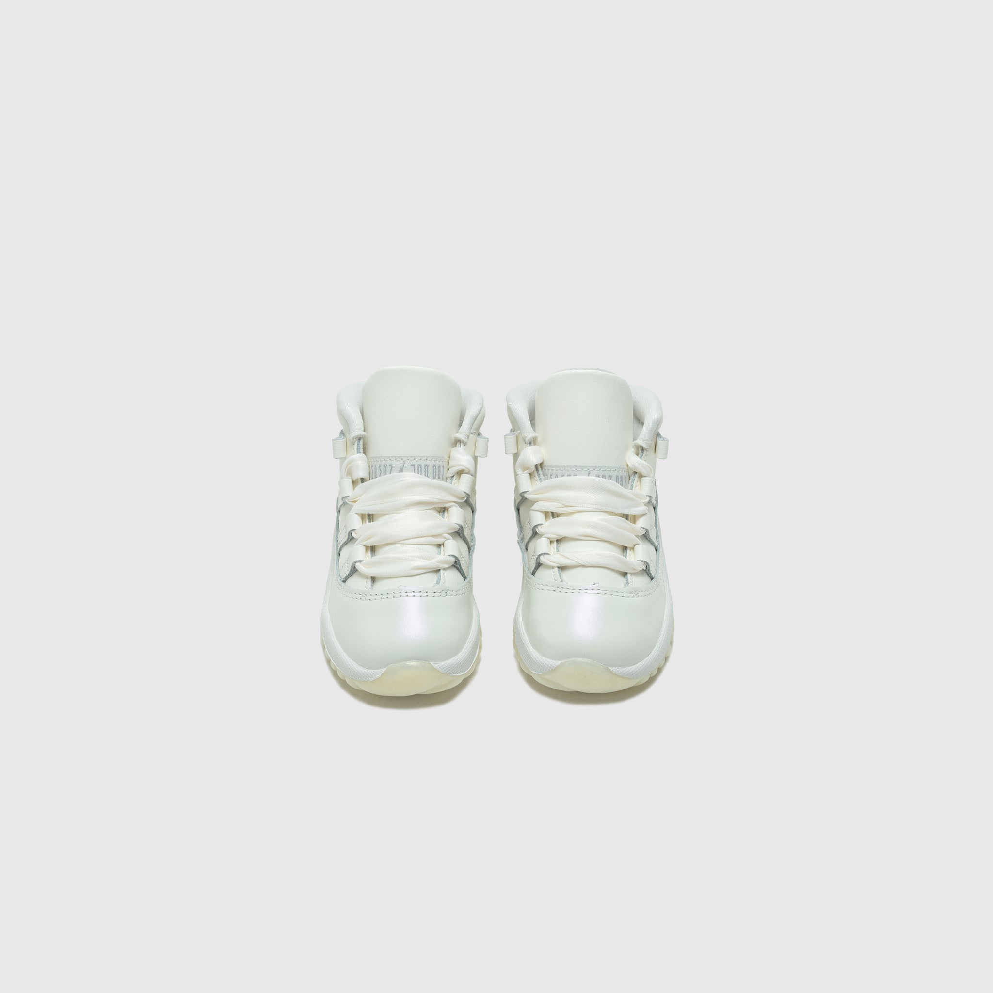 AIR JORDAN 11 RETRO (TD) "PEARL"