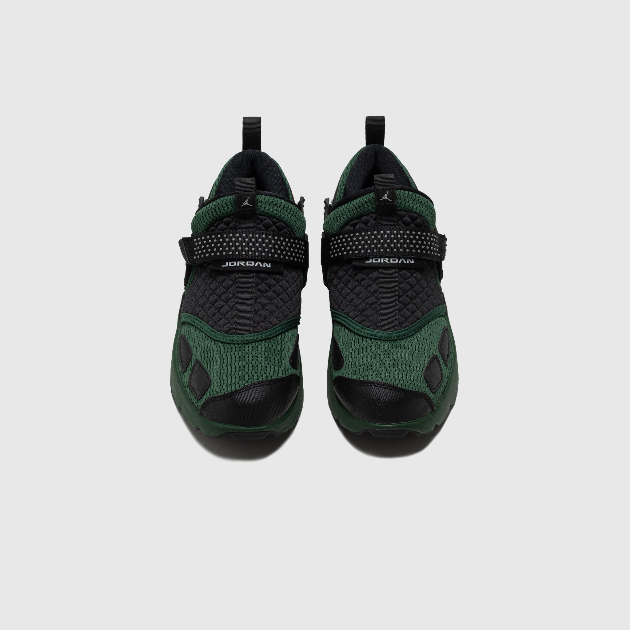 WMNS JORDAN TRUNNER LX "FIR"