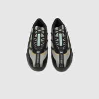 BAD BUNNY X MERCEDES ADIRACER GT