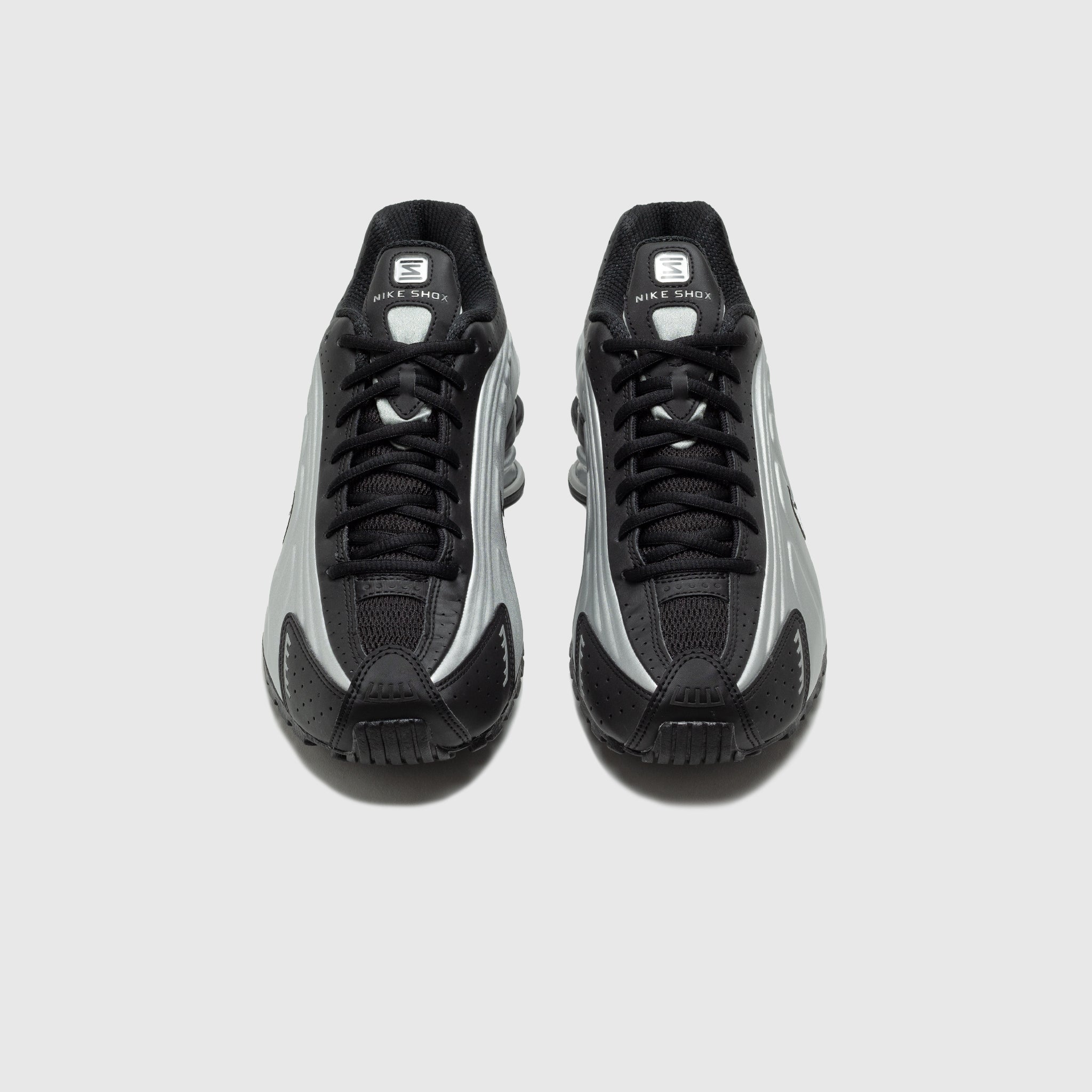 SHOX R4 "METALLIC SILVER/BLACK"