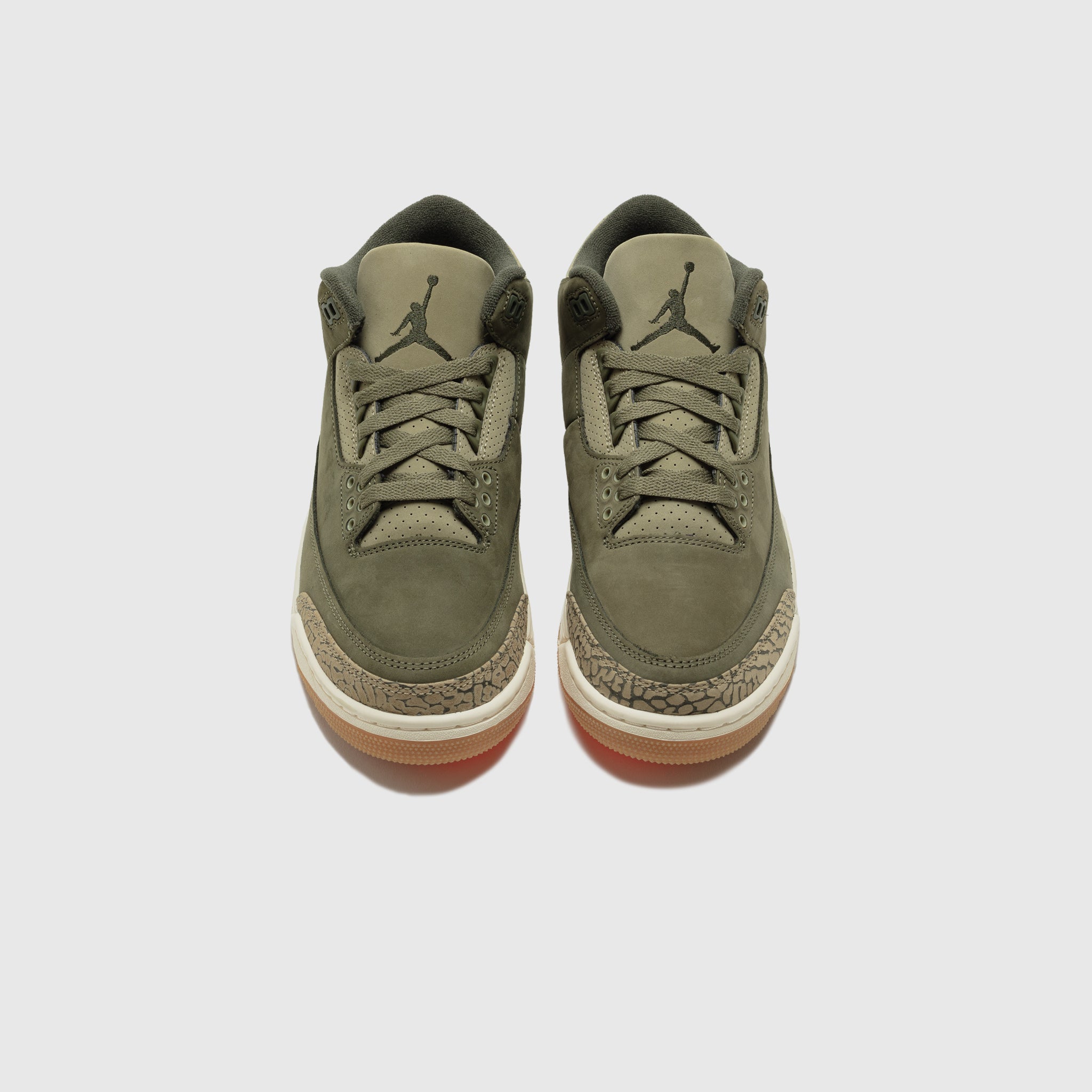 AIR JORDAN 3 RETRO "FAMILY AFFAIR"