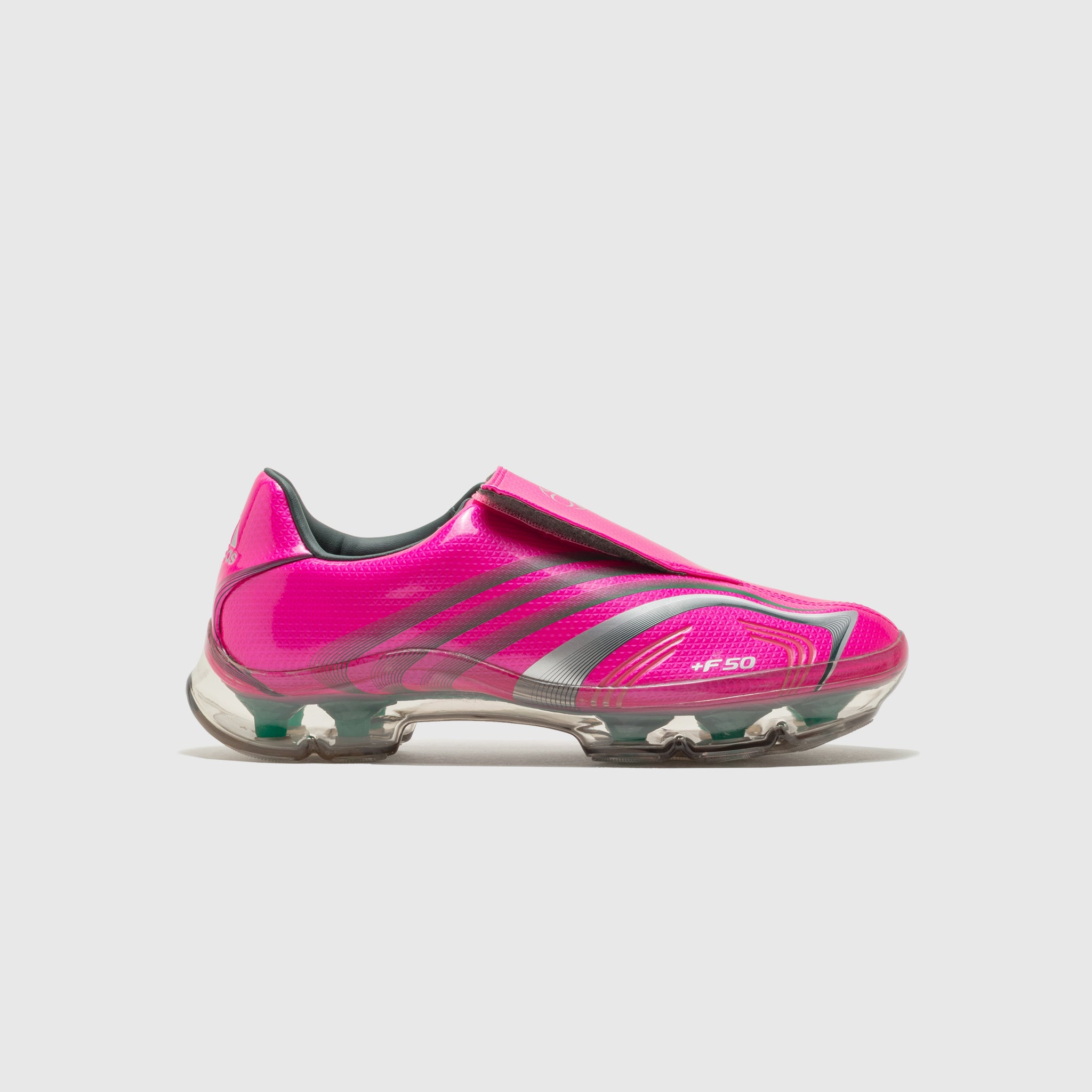 WMN'S F50 WALKABLE SHOES "SHOCK PINK"