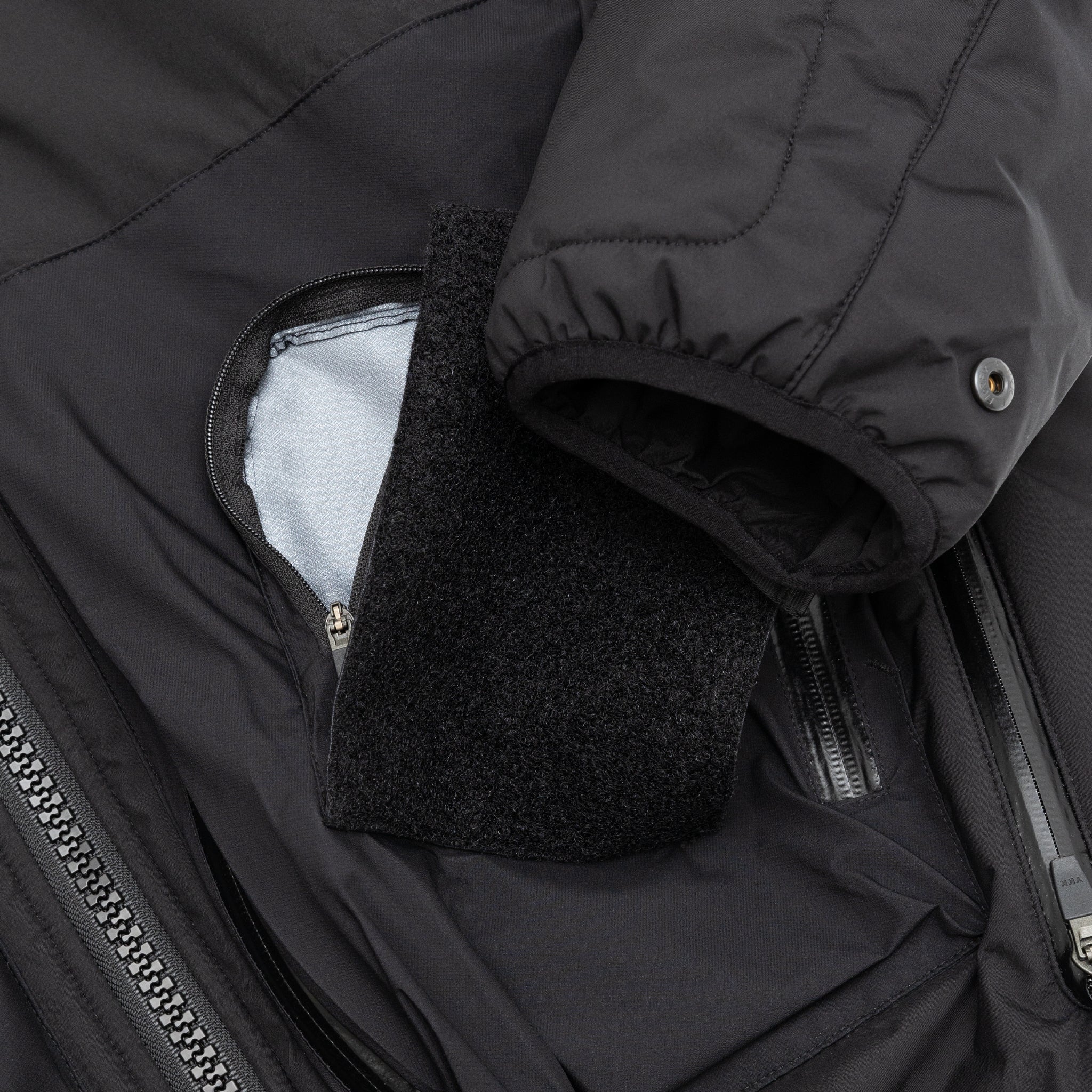 WINDSTOPPER® PRIMALOFT® MODULAR JACKET