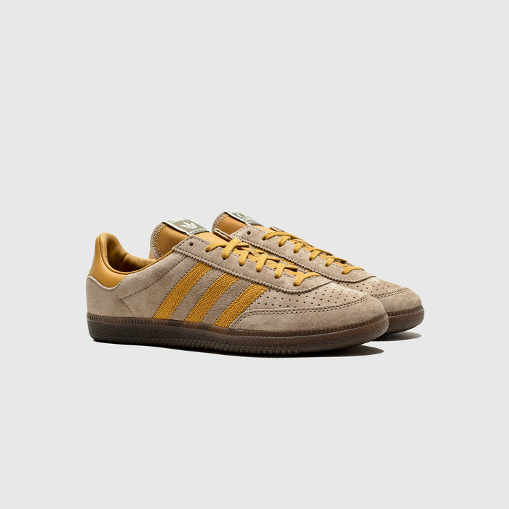 ADIDAS CP WIMBERLYSPZL  JR5288 pro 740x740