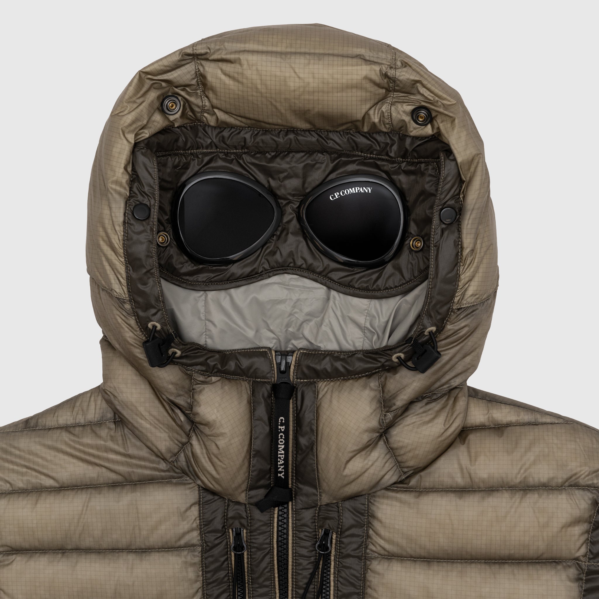 D.D SHELL GOGGLE DOWN JACKET