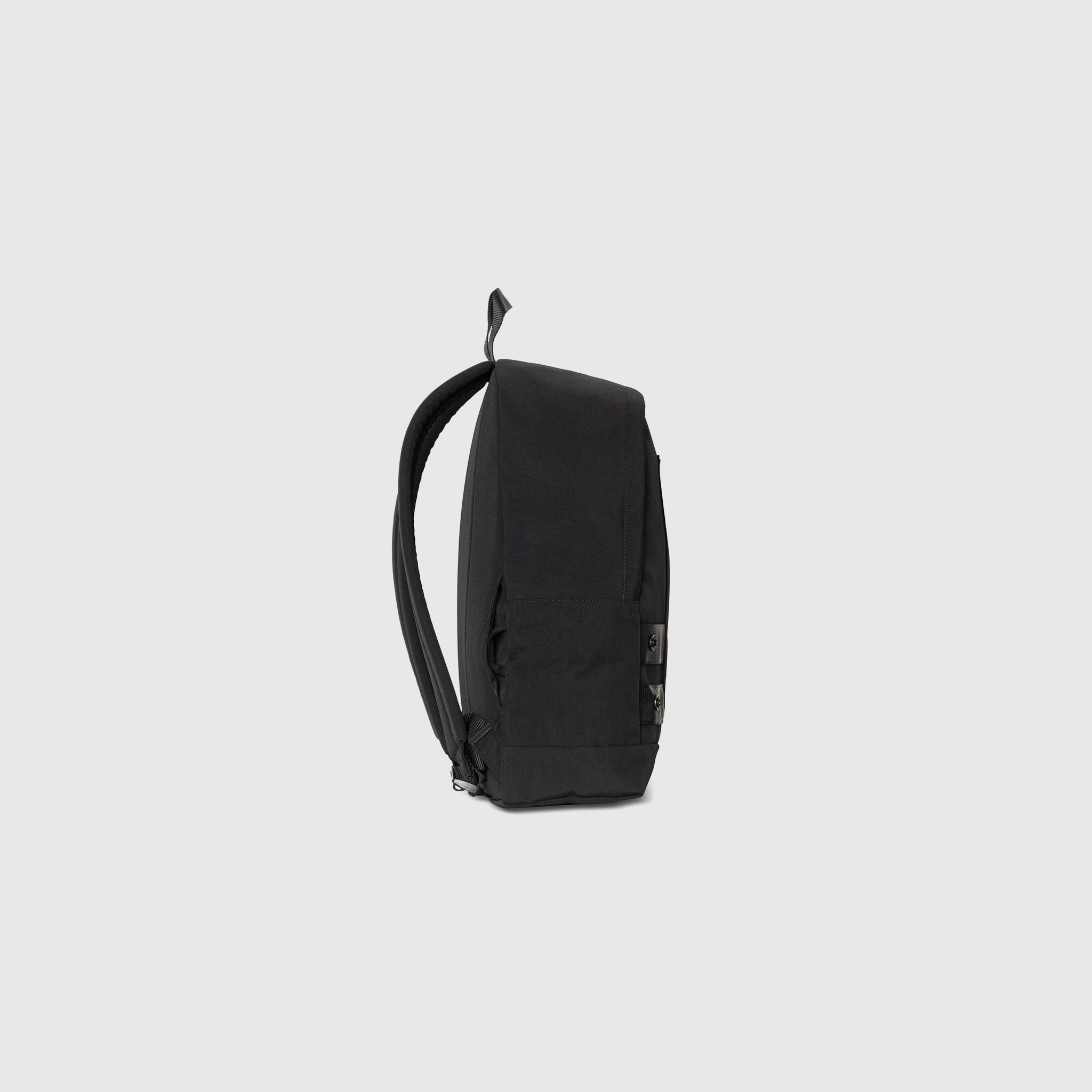 x INVINCIBLE DETACHABLE BACKPACK