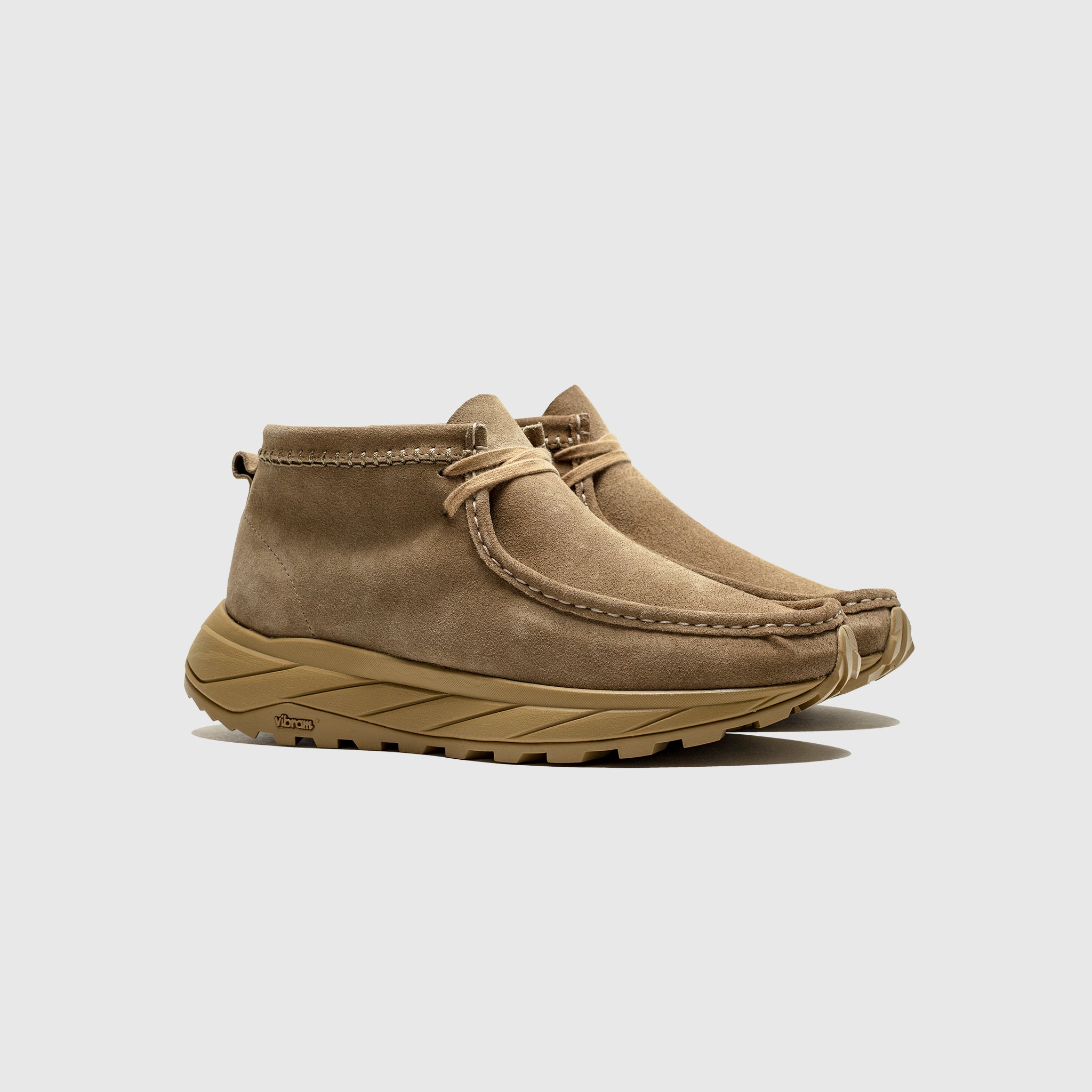 Clarks wallabees sand online