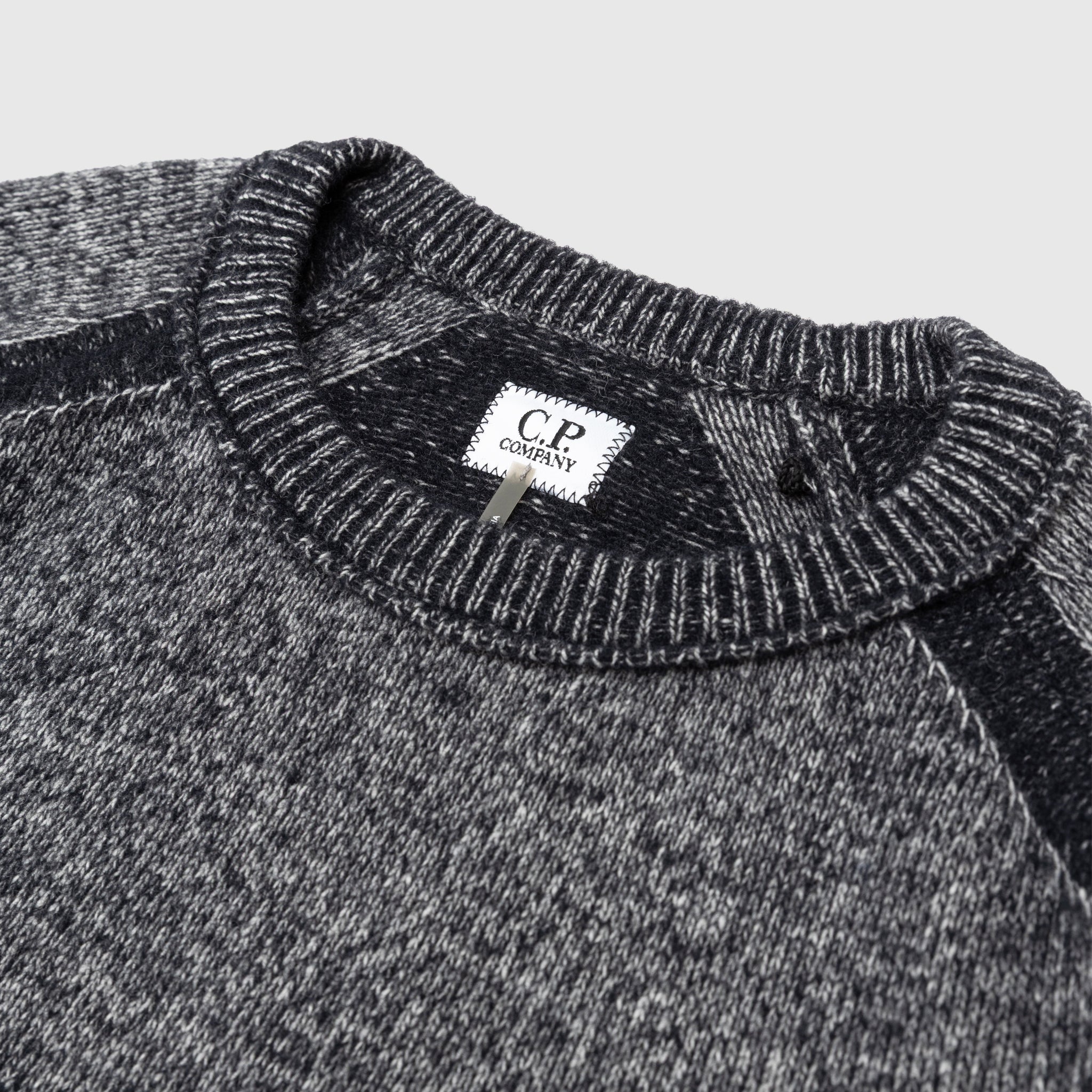 FLEECE CREWNECK KNIT SWEATER