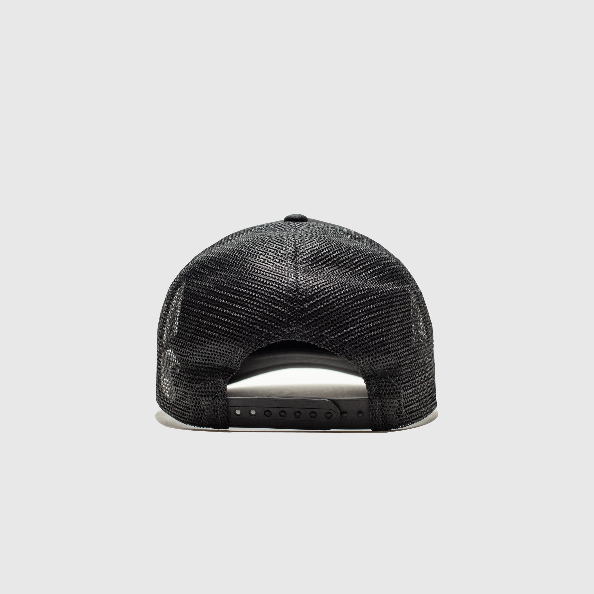 HEART PATCH TRUCKER CAP