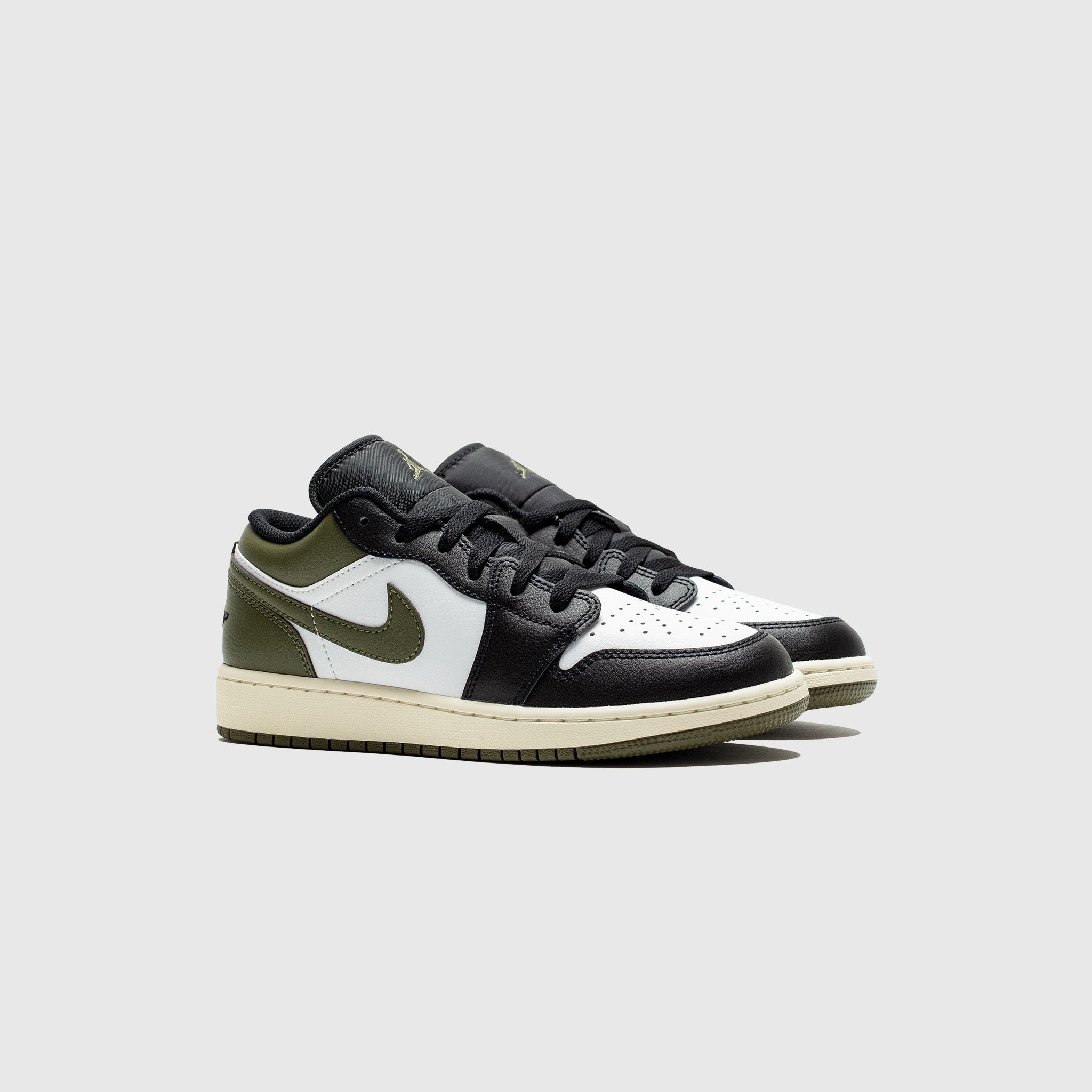 AIR JORDAN 1 LOW OG (GS) "MEDIUM OLIVE"