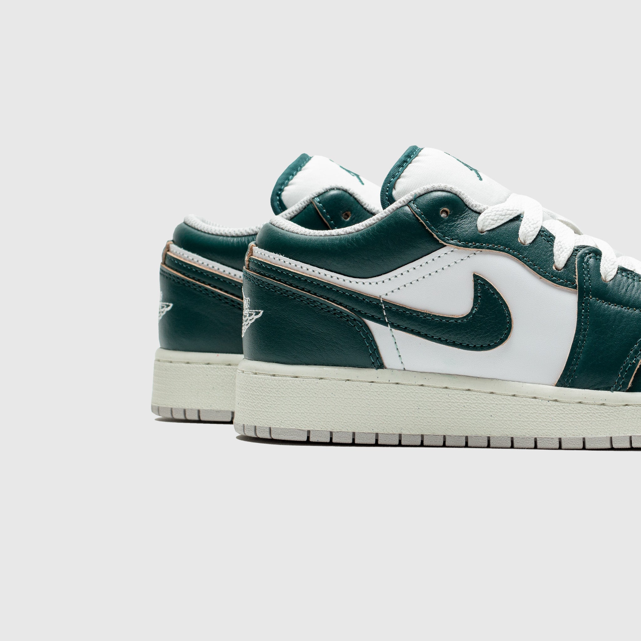 AIR JORDAN 1 LOW SE (GS) "OXIDIZED GREEN"