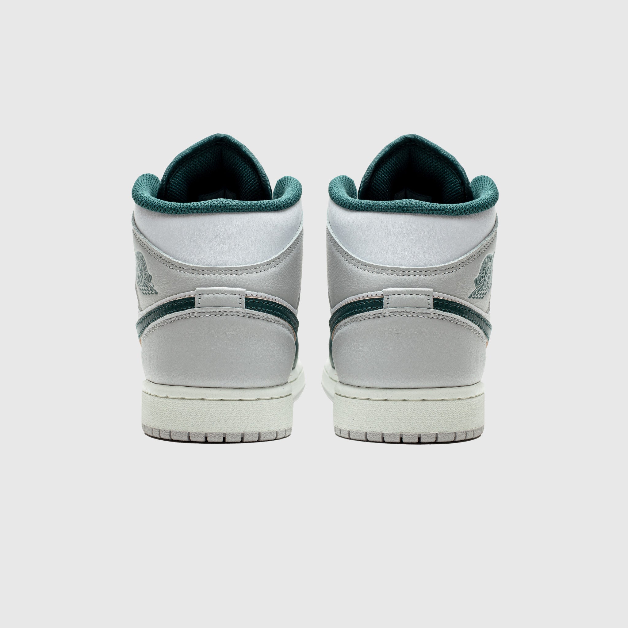 AIR JORDAN 1 MID SE "OXIDIZED GREEN"