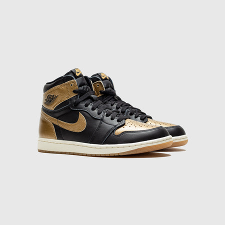 AIR JORDAN 1 RETRO HIGH OG "BLACK & GOLD"