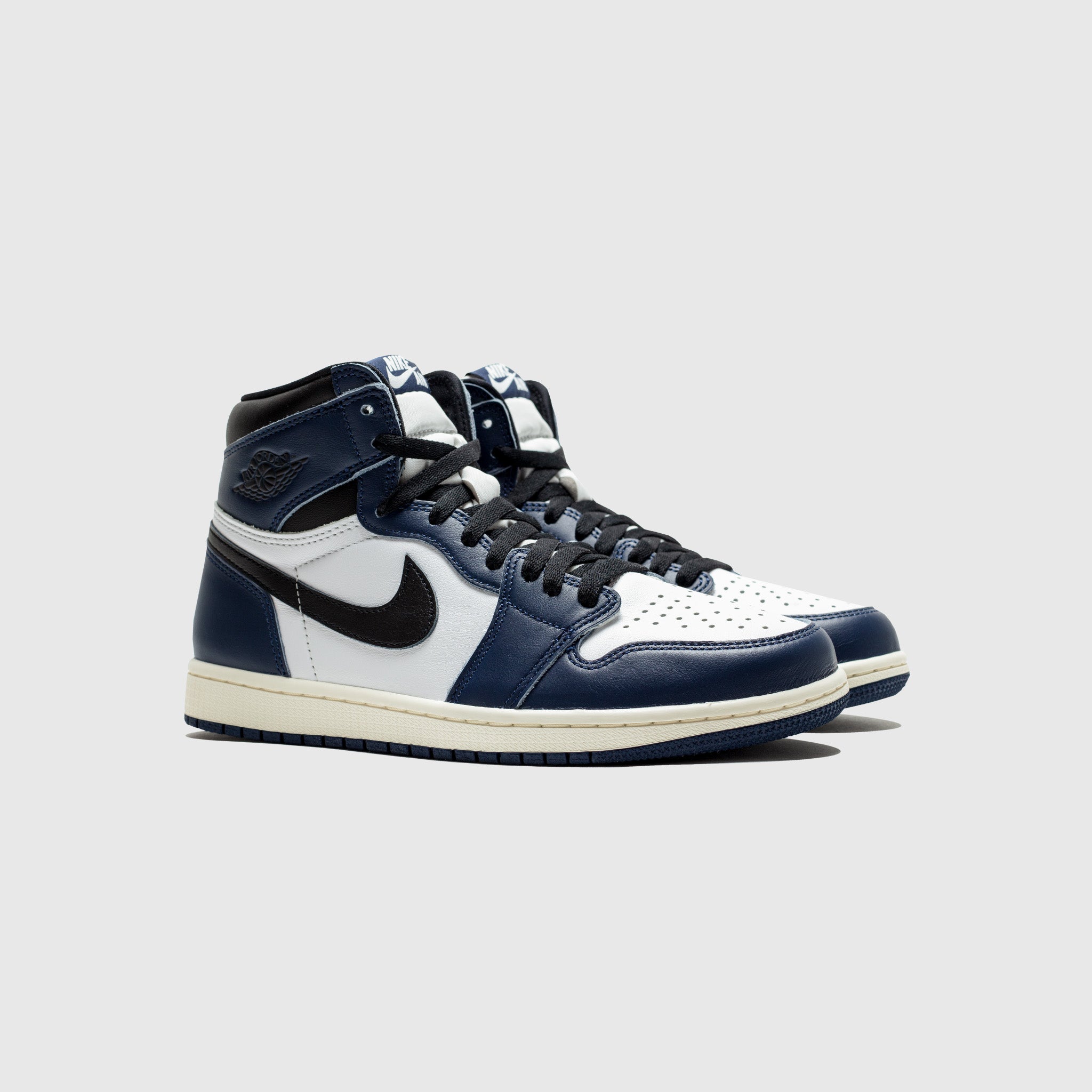 AIR JORDAN 1 RETRO HIGH OG "MIDNIGHT NAVY"