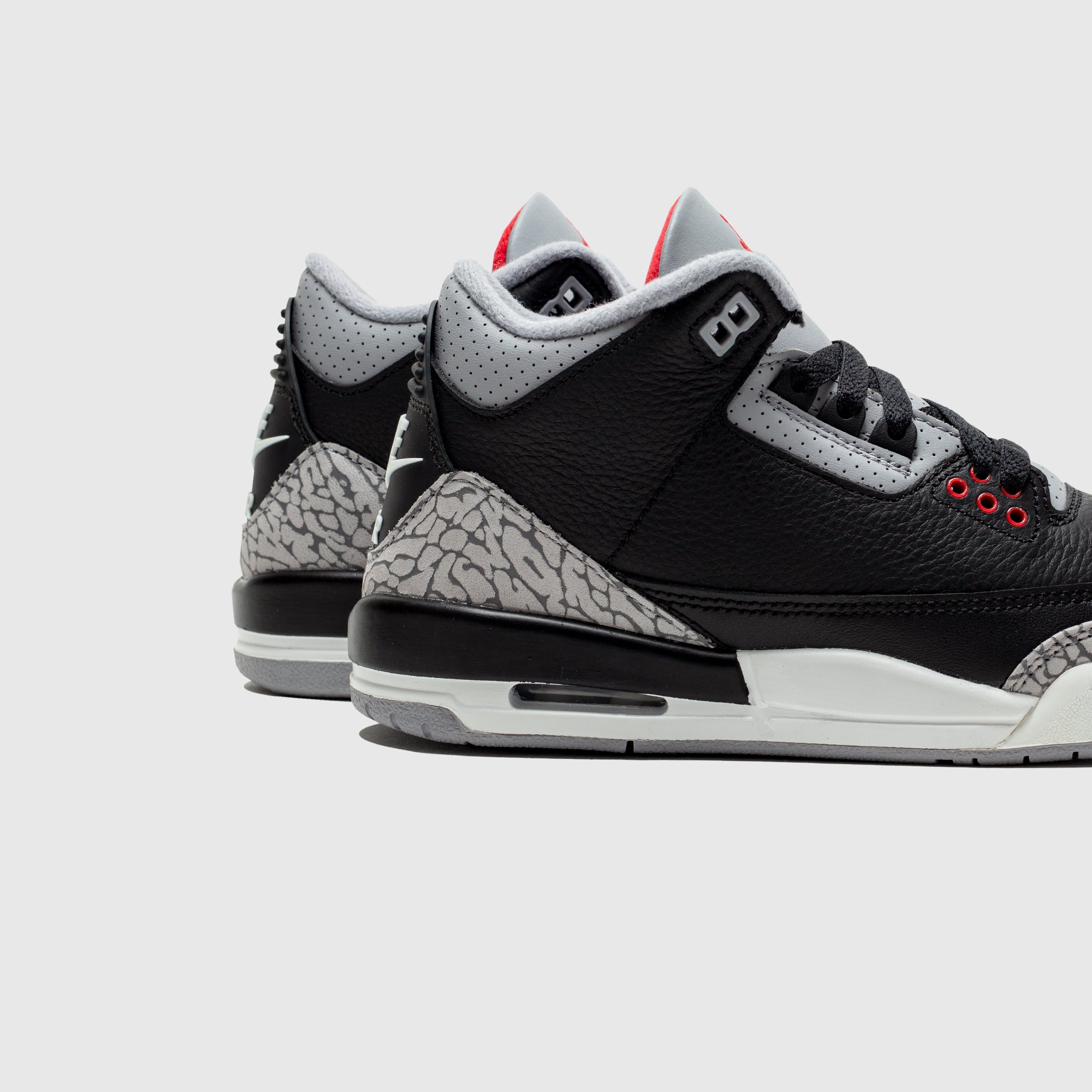 AIR JORDAN 3 RETRO (GS) "BLACK CEMENT REIMAGINED"