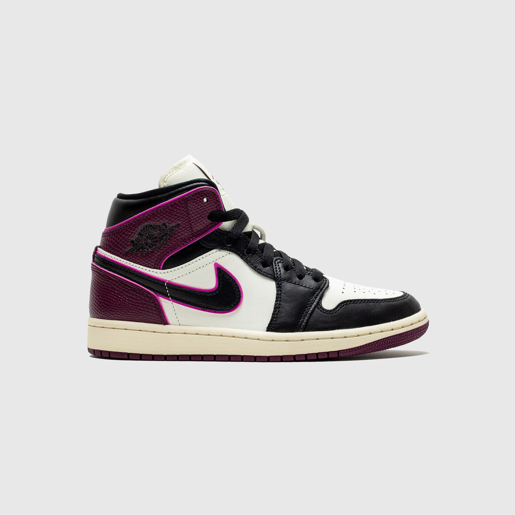 WMNS AIR JORDAN 1 MID SE "ACTIVE PINK"