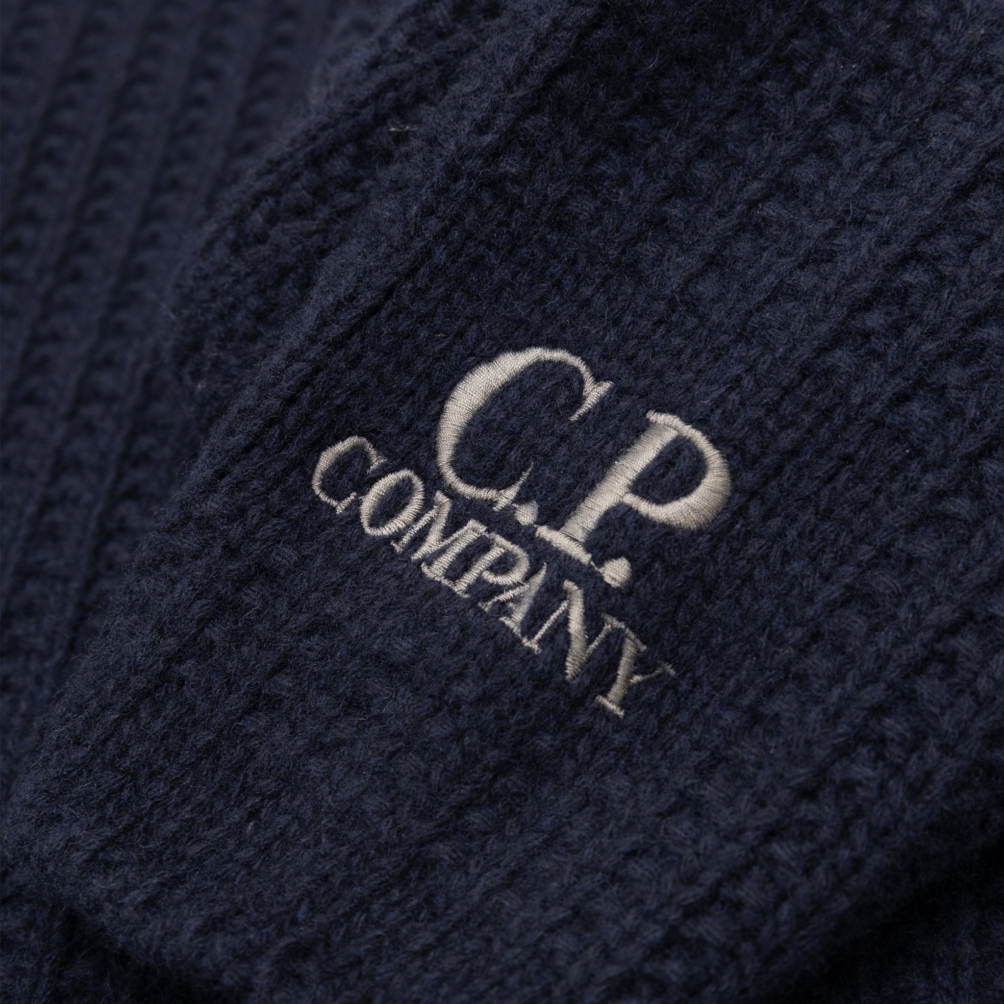 LAMBSWOOL GRS CREWNECK KNIT SWEATER