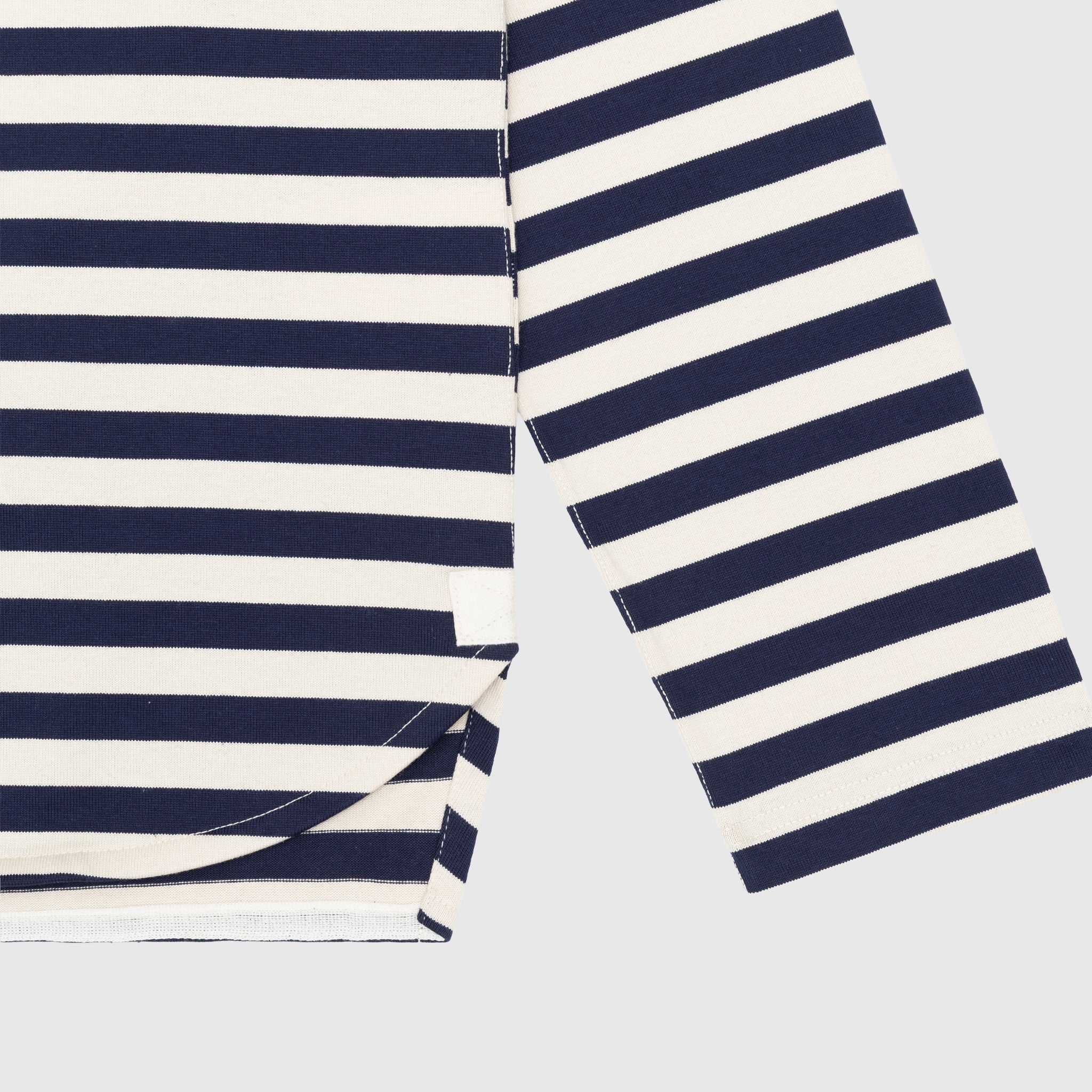 STRIPED LONG SLEEVE T-SHIRT