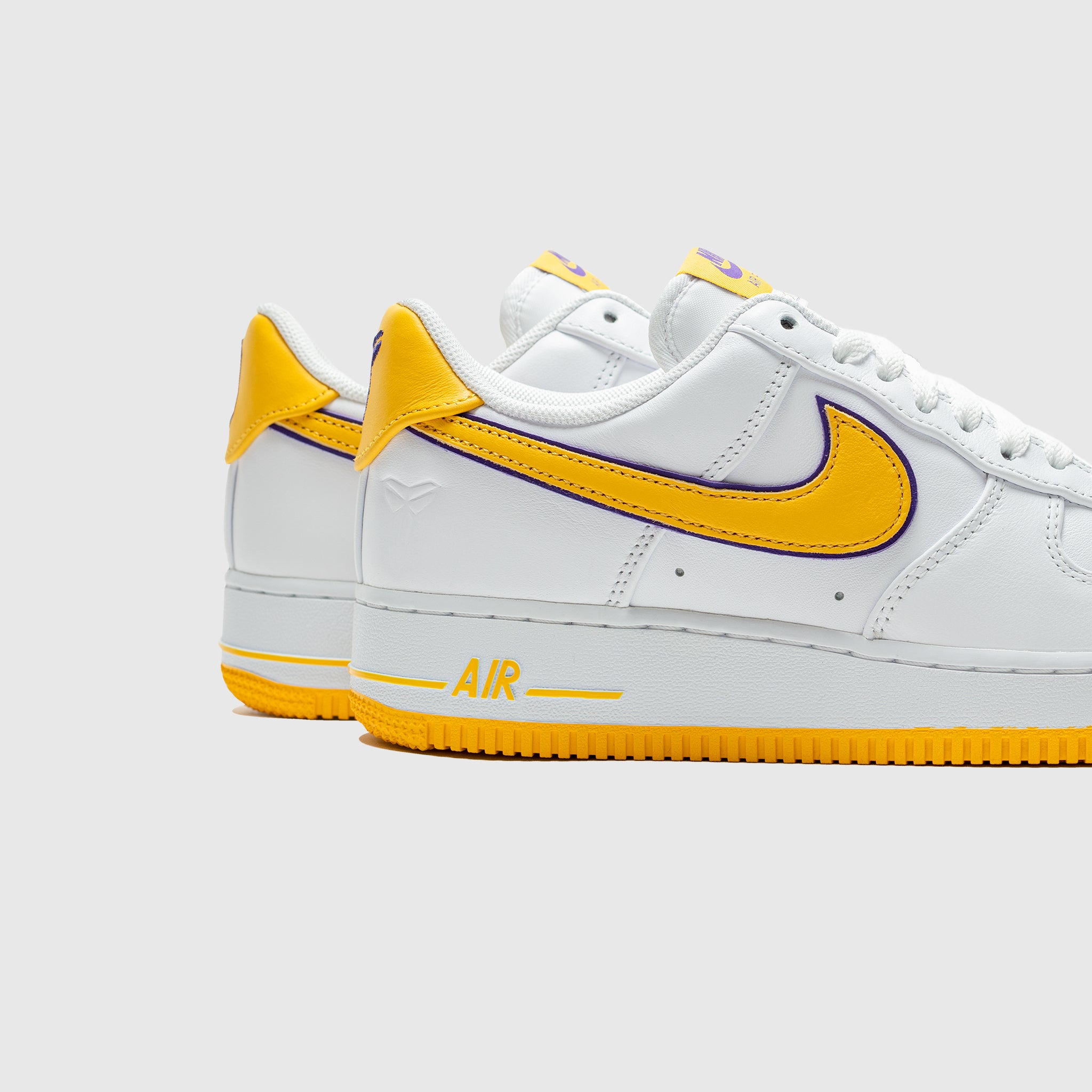 AIR FORCE 1 LOW RETRO "KOBE"