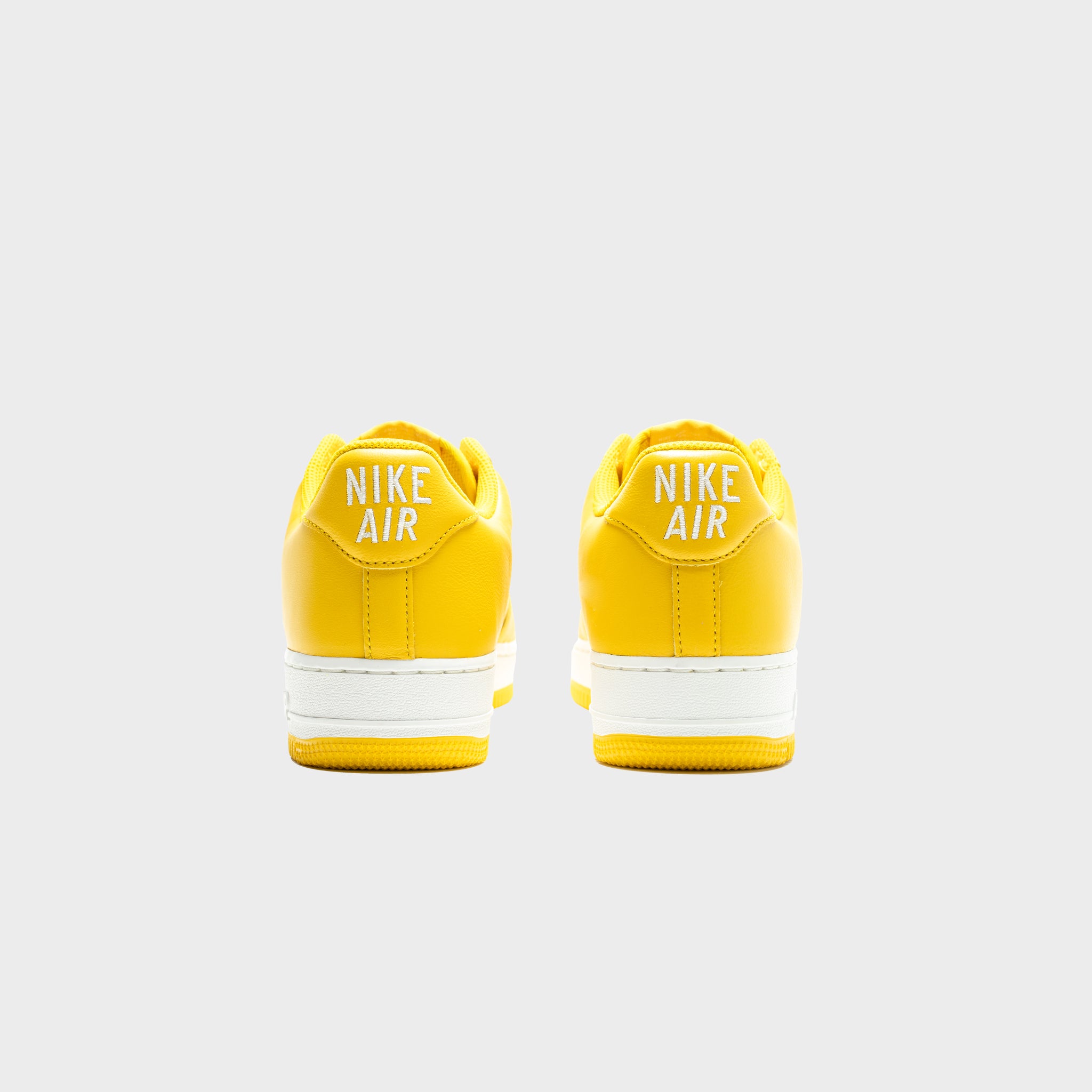 Nike Men Air Force 1 Low Retro (speed yellow / summit white-speed yellow)