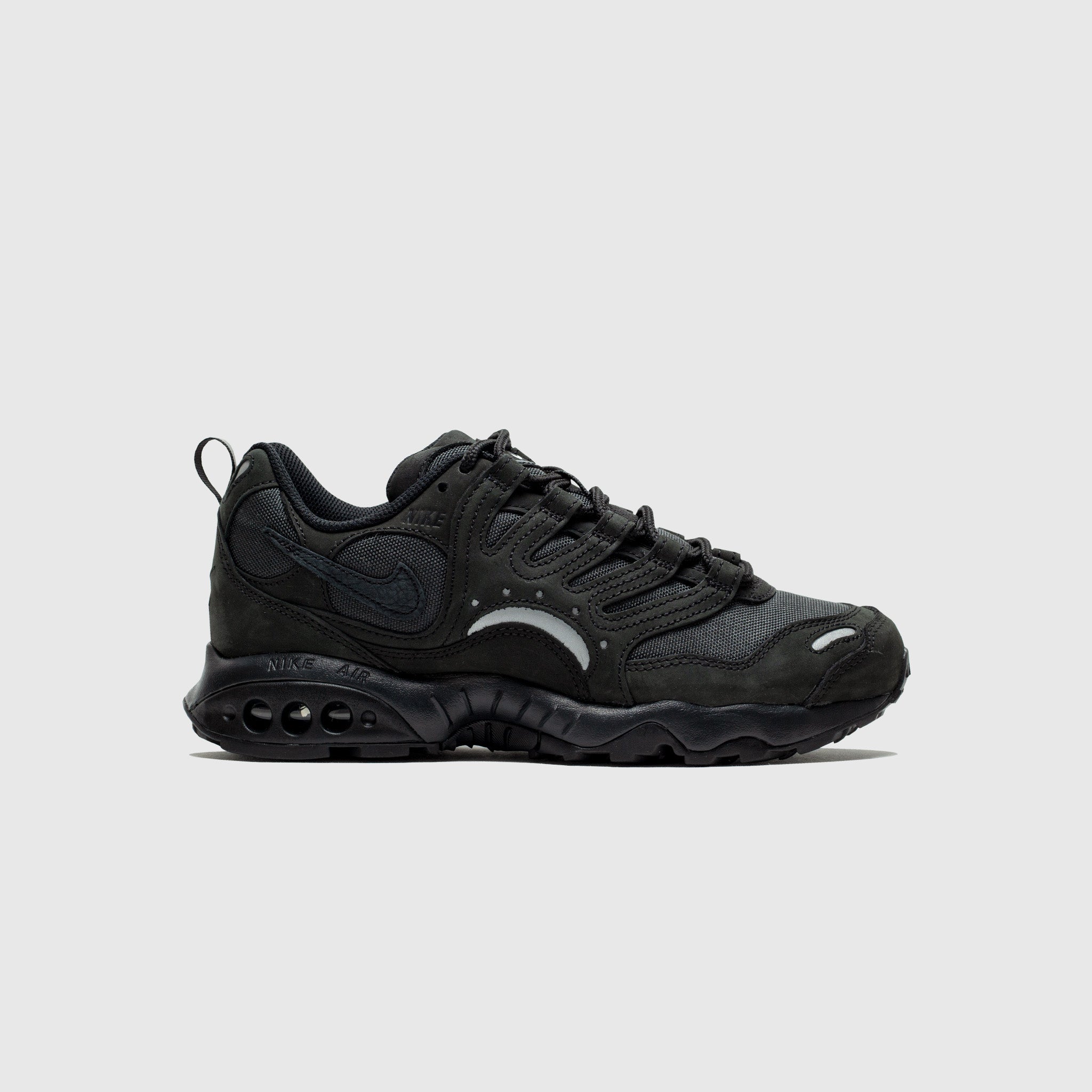 AIR TERRA HUMARA SP "TRIPLE BLACK"