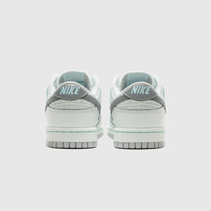 DUNK LOW RETRO SE "GLACIER ICE"