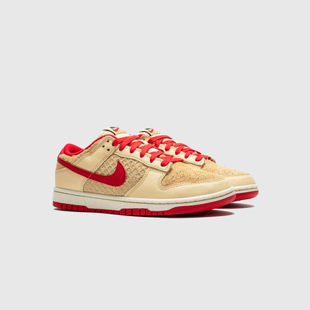 DUNK LOW RETRO SE "STRAWBERRY WAFFLE"