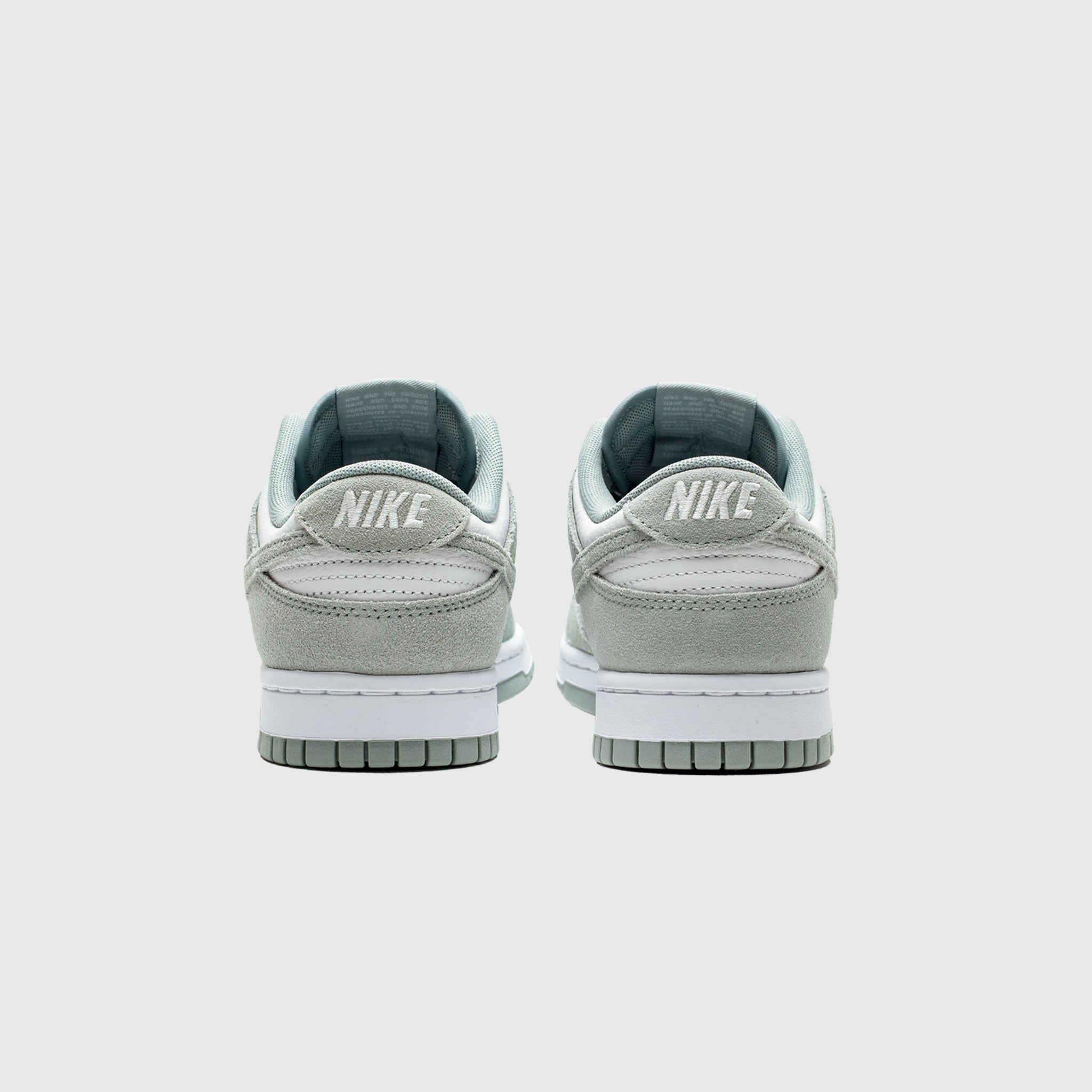 DUNK LOW RETRO "LIGHT PUMICE"