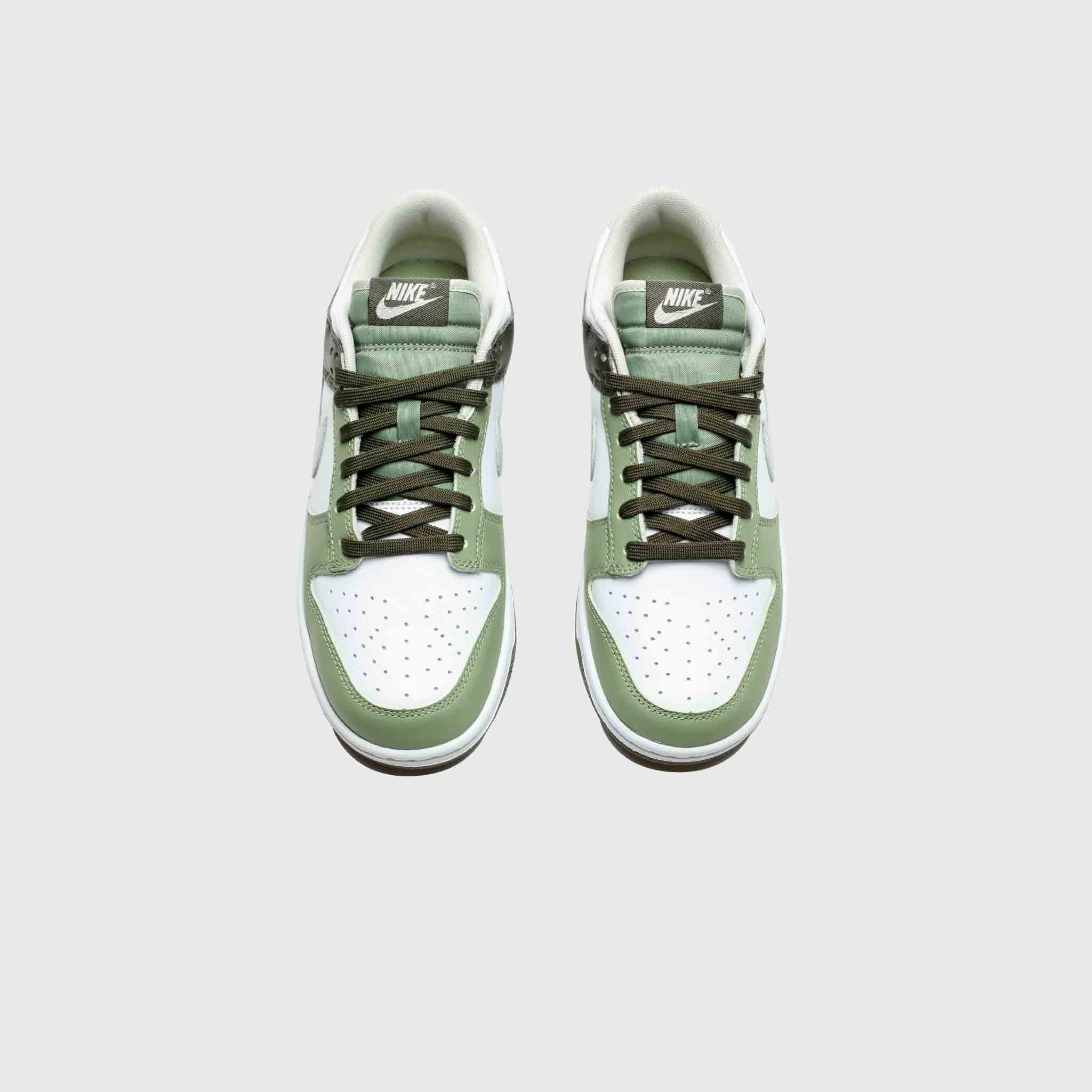 DUNK LOW "OIL GREEN"