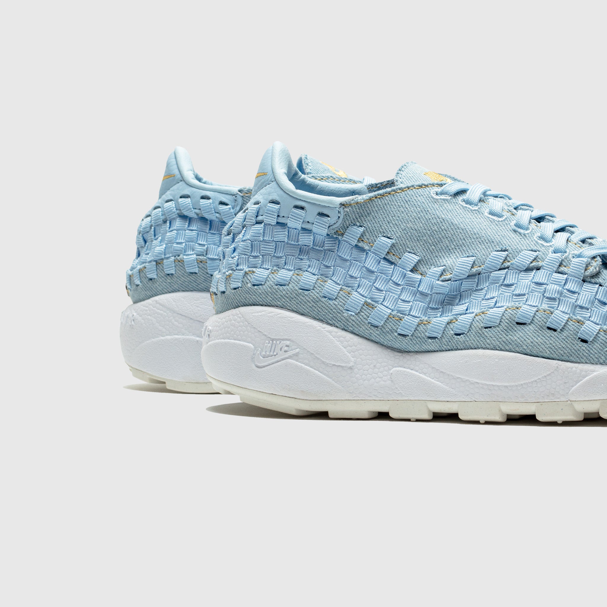 WMNS AIR FOOTSCAPE WOVEN "LIGHT DENIM"