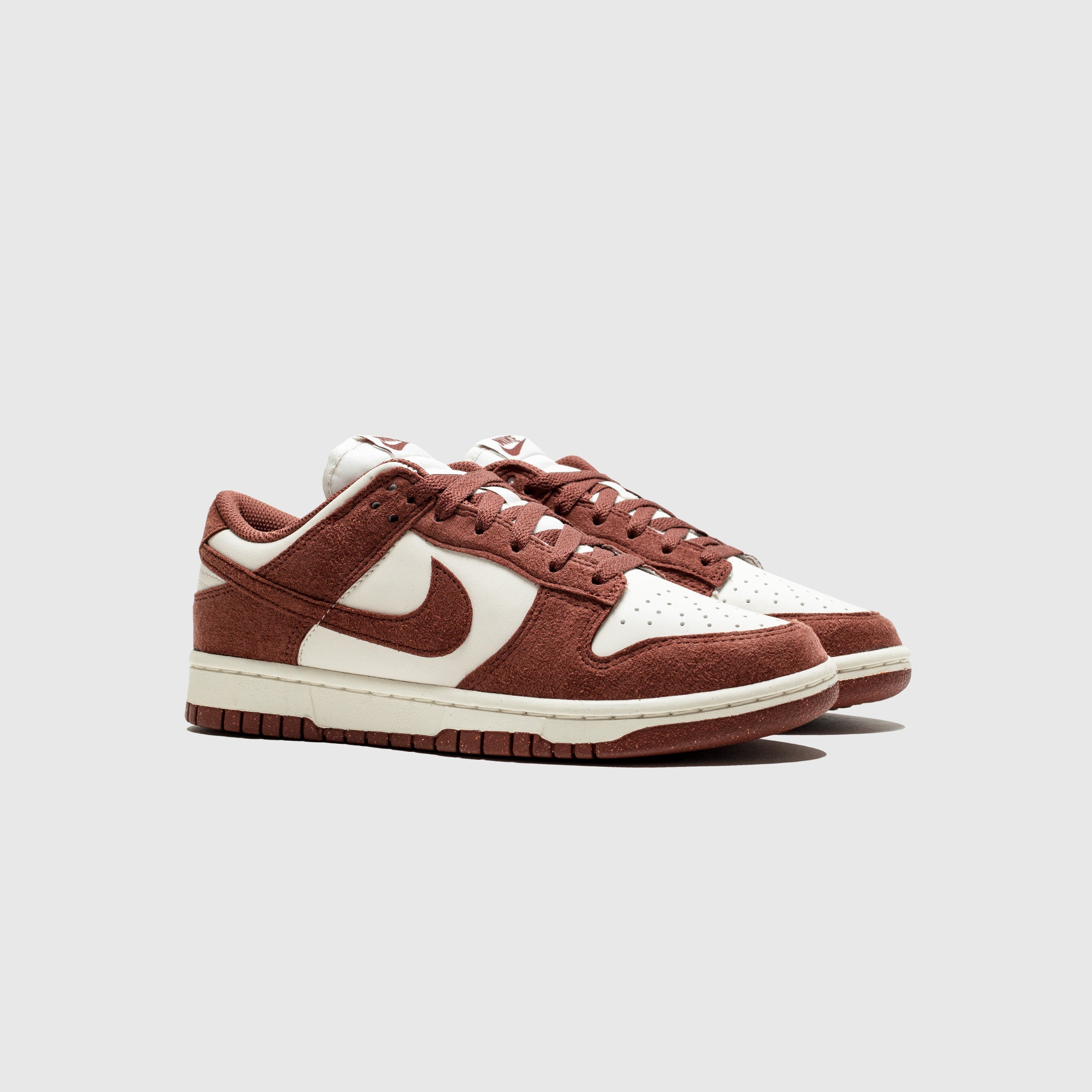 WMNS DUNK LOW "RED SEPIA"