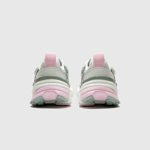 WMNS V2K RUN "PINK FOAM"