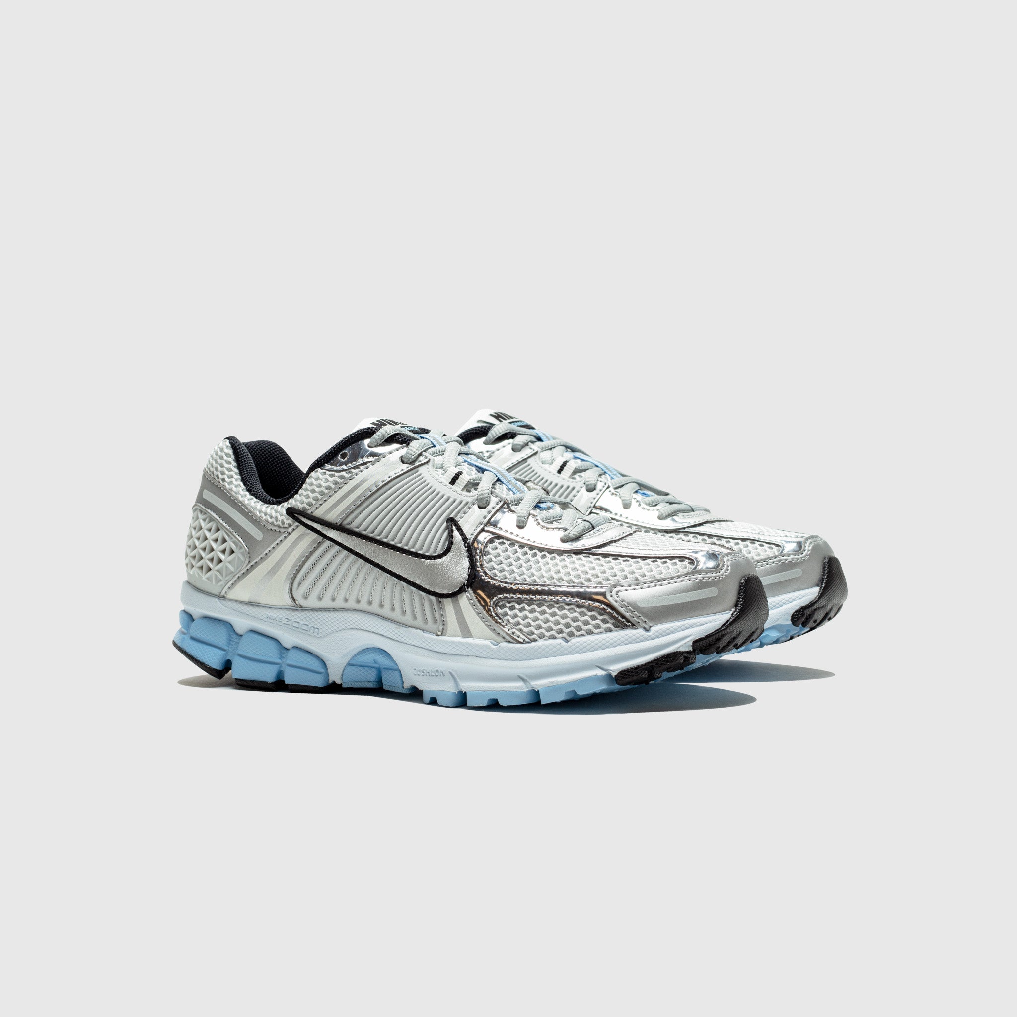 WMNS ZOOM VOMERO 5 "METALLIC SILVER"