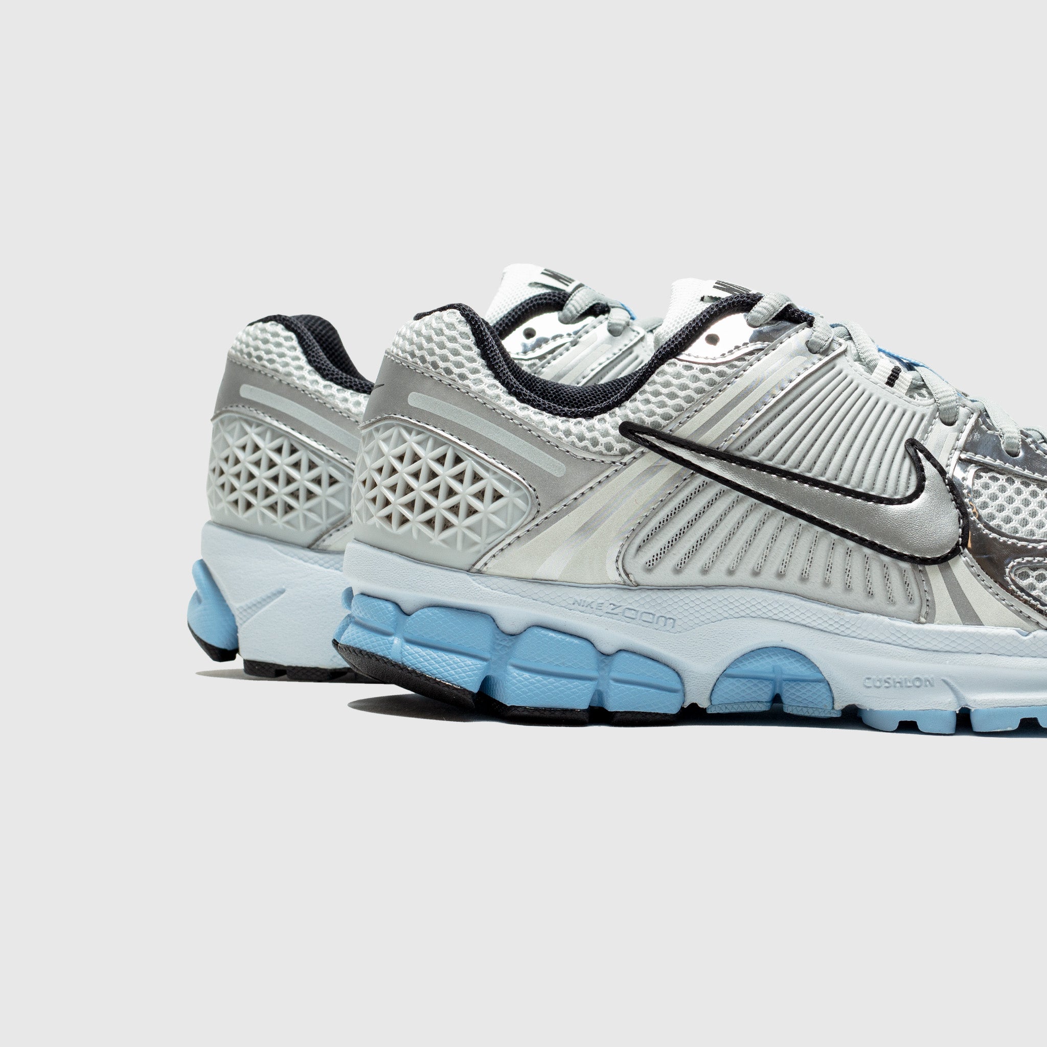 WMNS ZOOM VOMERO 5 "METALLIC SILVER"