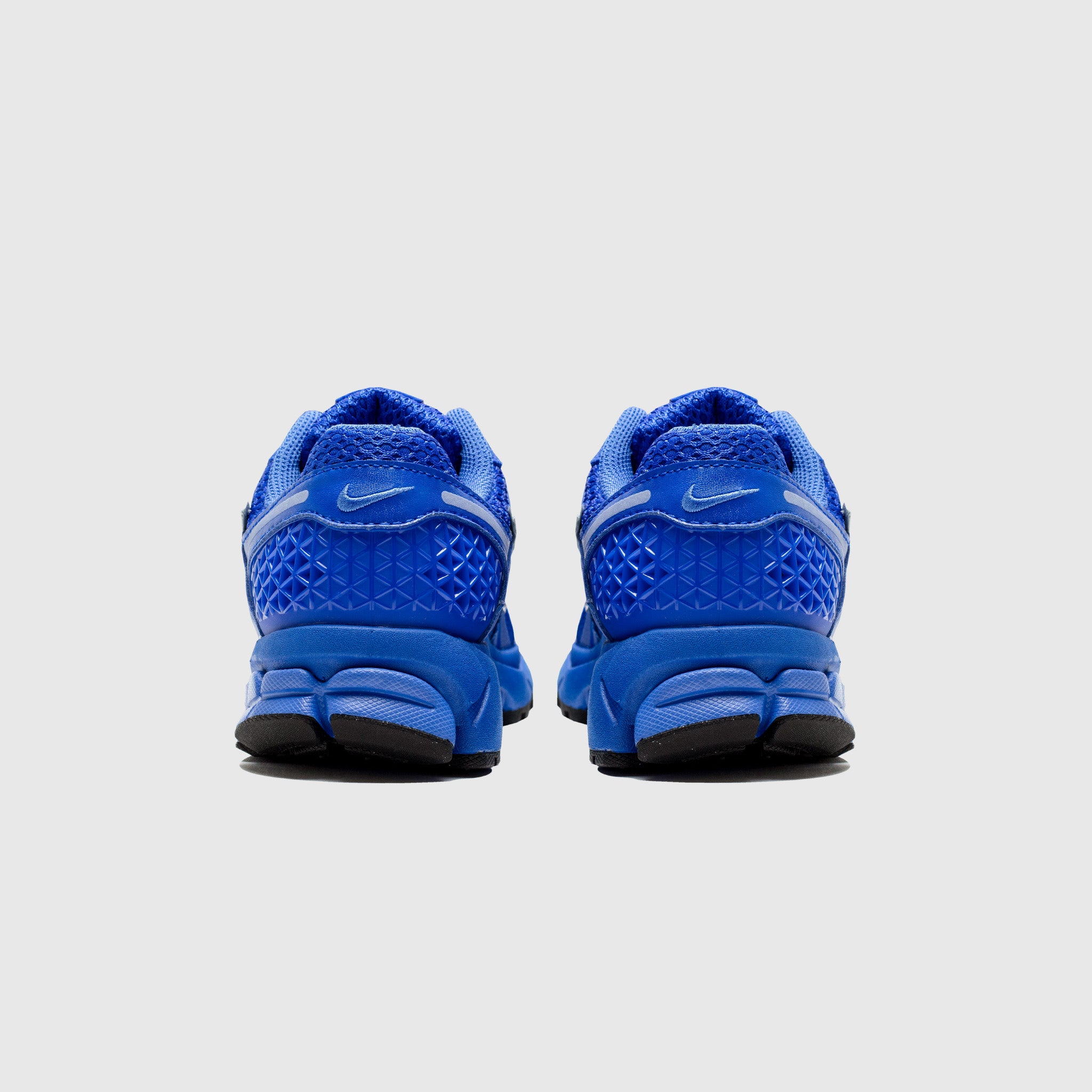 NIKE  WMNSZOOMVOMERO5 RACERBLUE  HJ7328 445 back