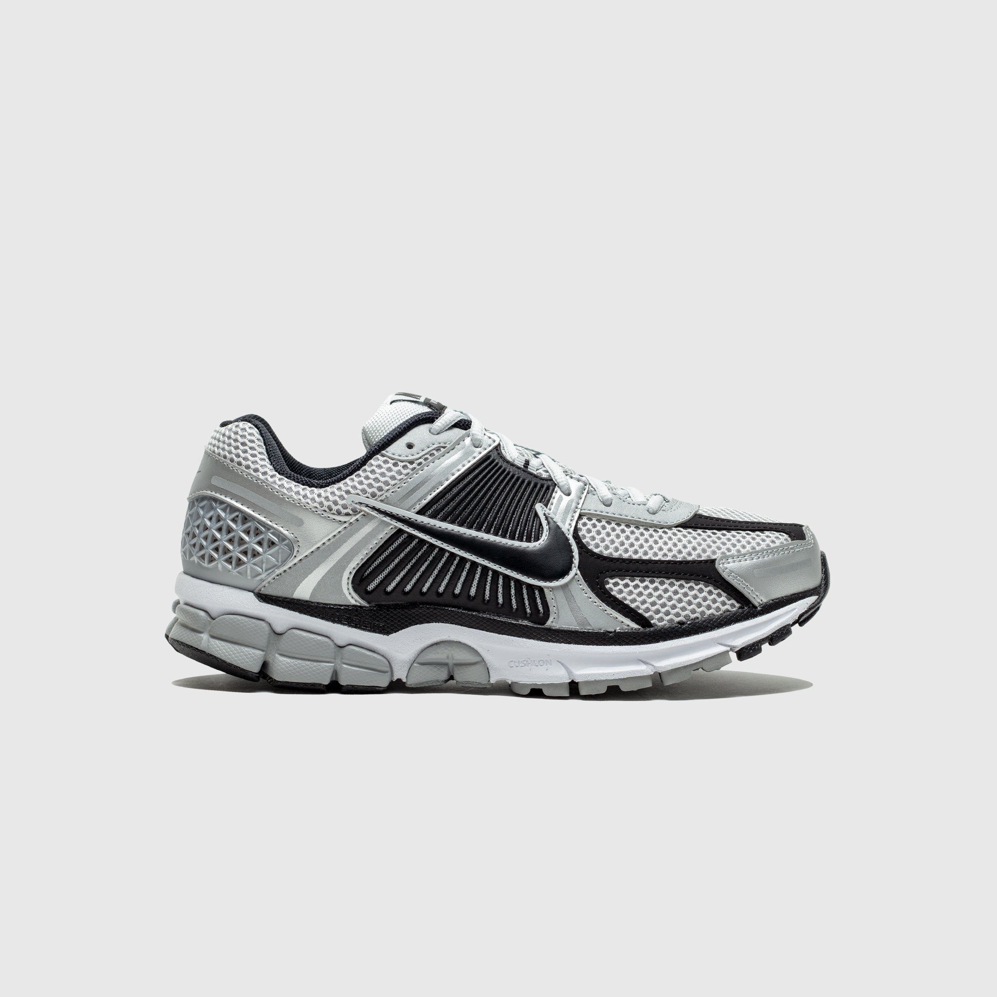 ZOOM VOMERO 5 "METALLIC SILVER & BLACK"