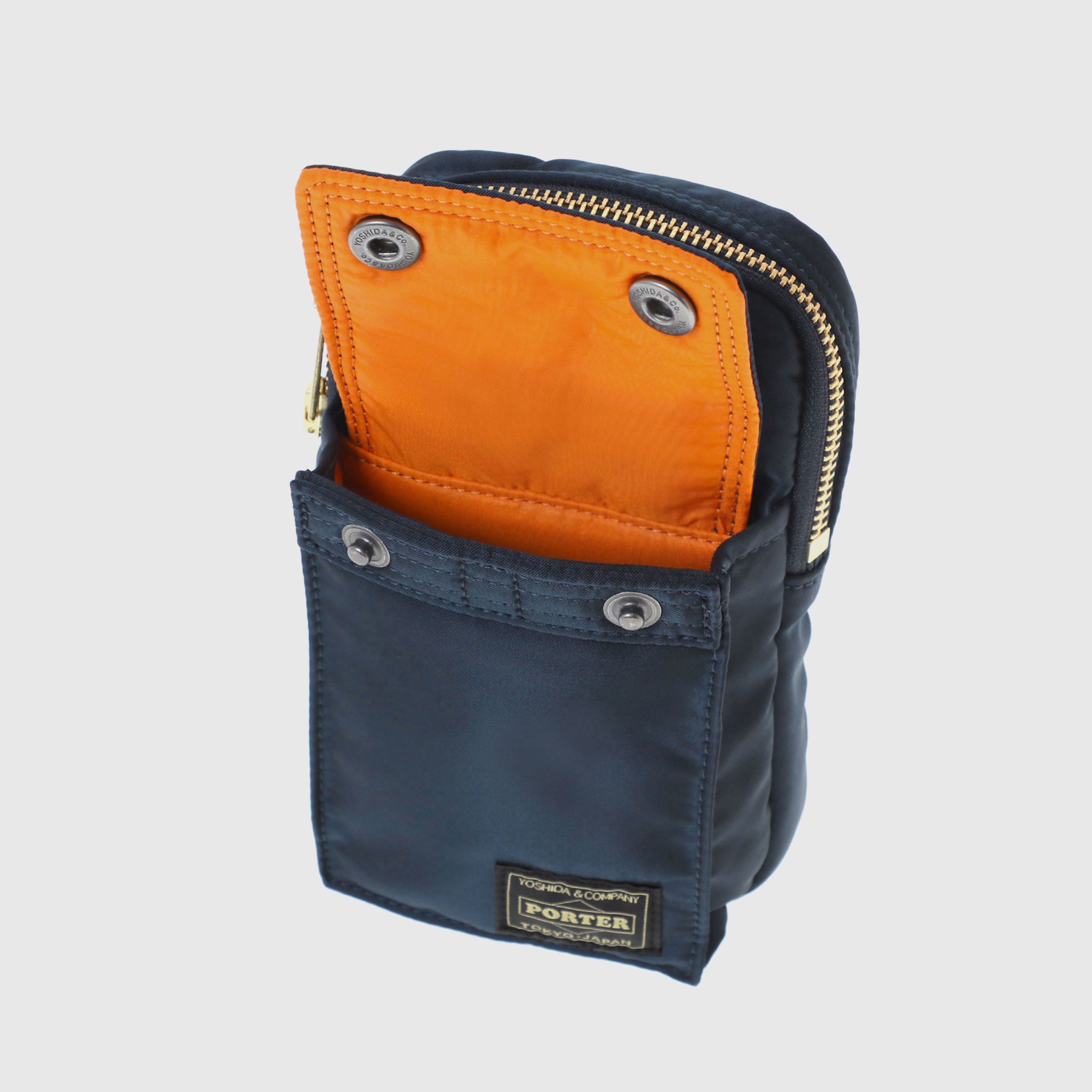 TANKER MOBILE POUCH