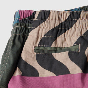 DISTORTED CAMO SHORTS