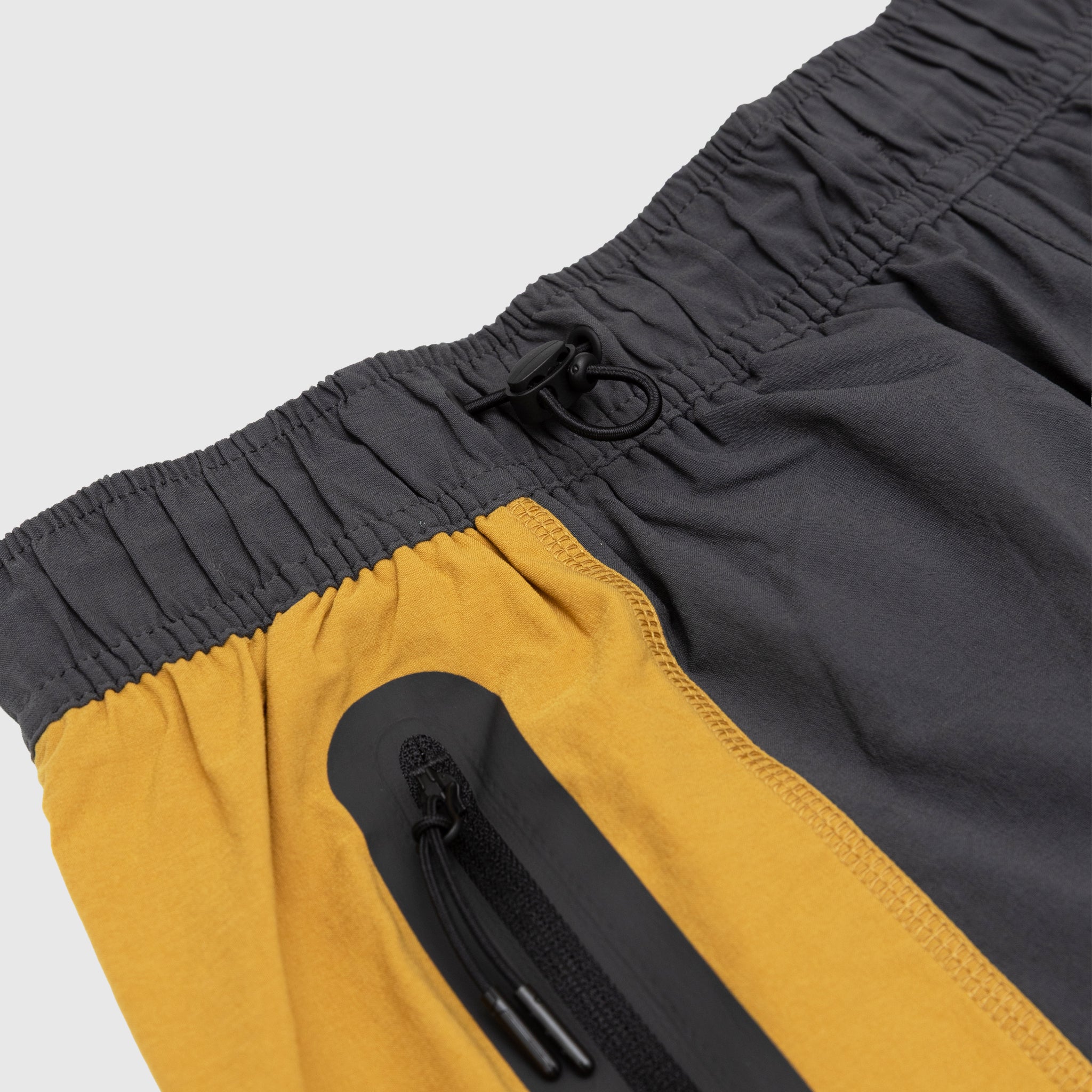 TECH DRI-FIT WOVEN LOOSE FIT PANTS