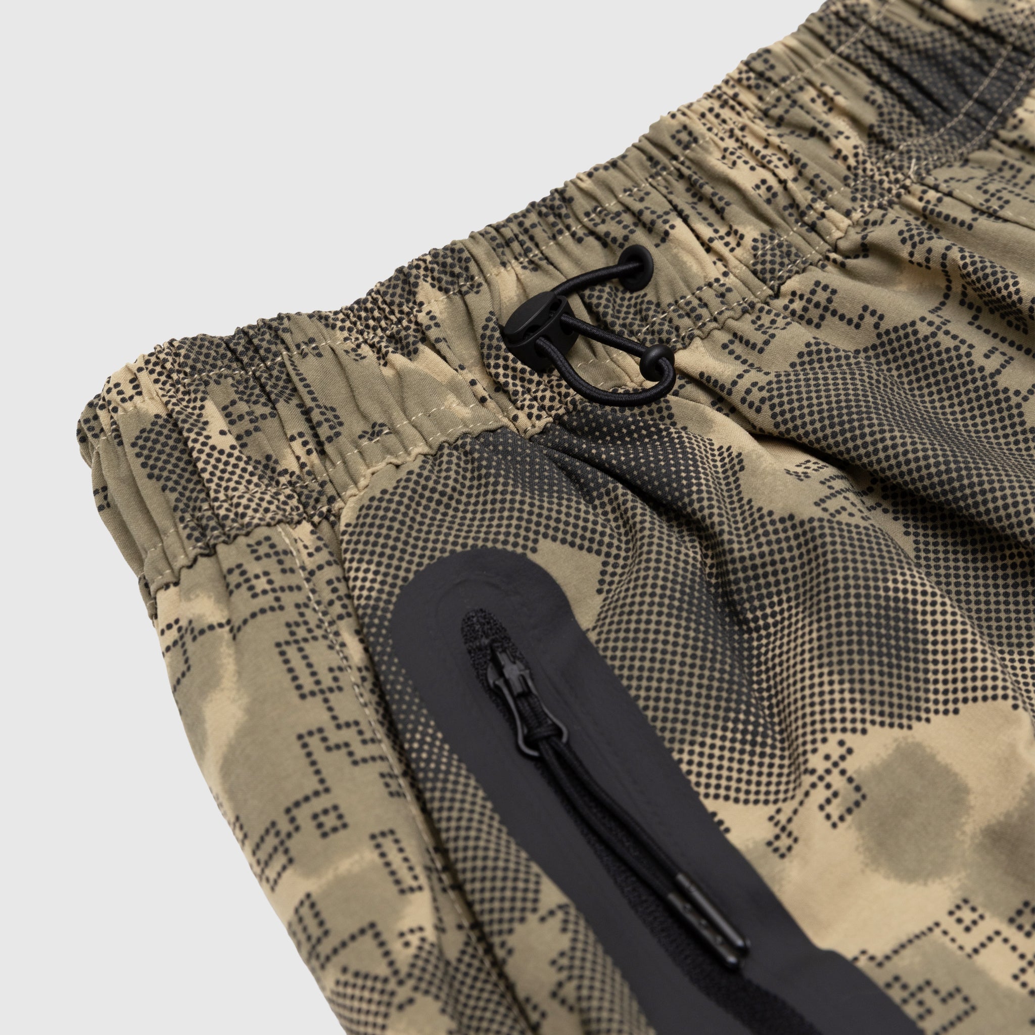 TECH DRI-FIT WOVEN LOOSE FIT PANTS "CAMO"