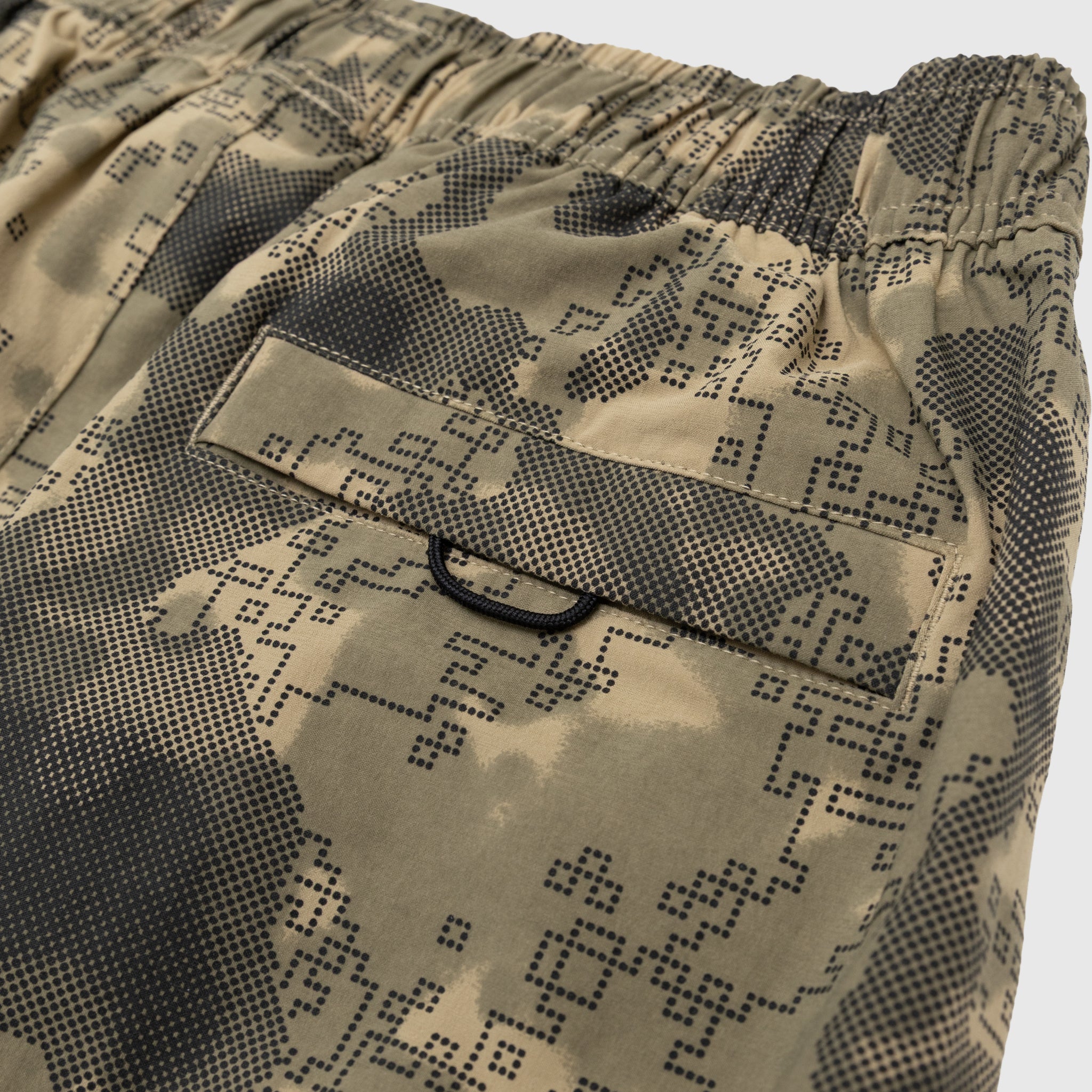 TECH DRI-FIT WOVEN LOOSE FIT PANTS "CAMO"