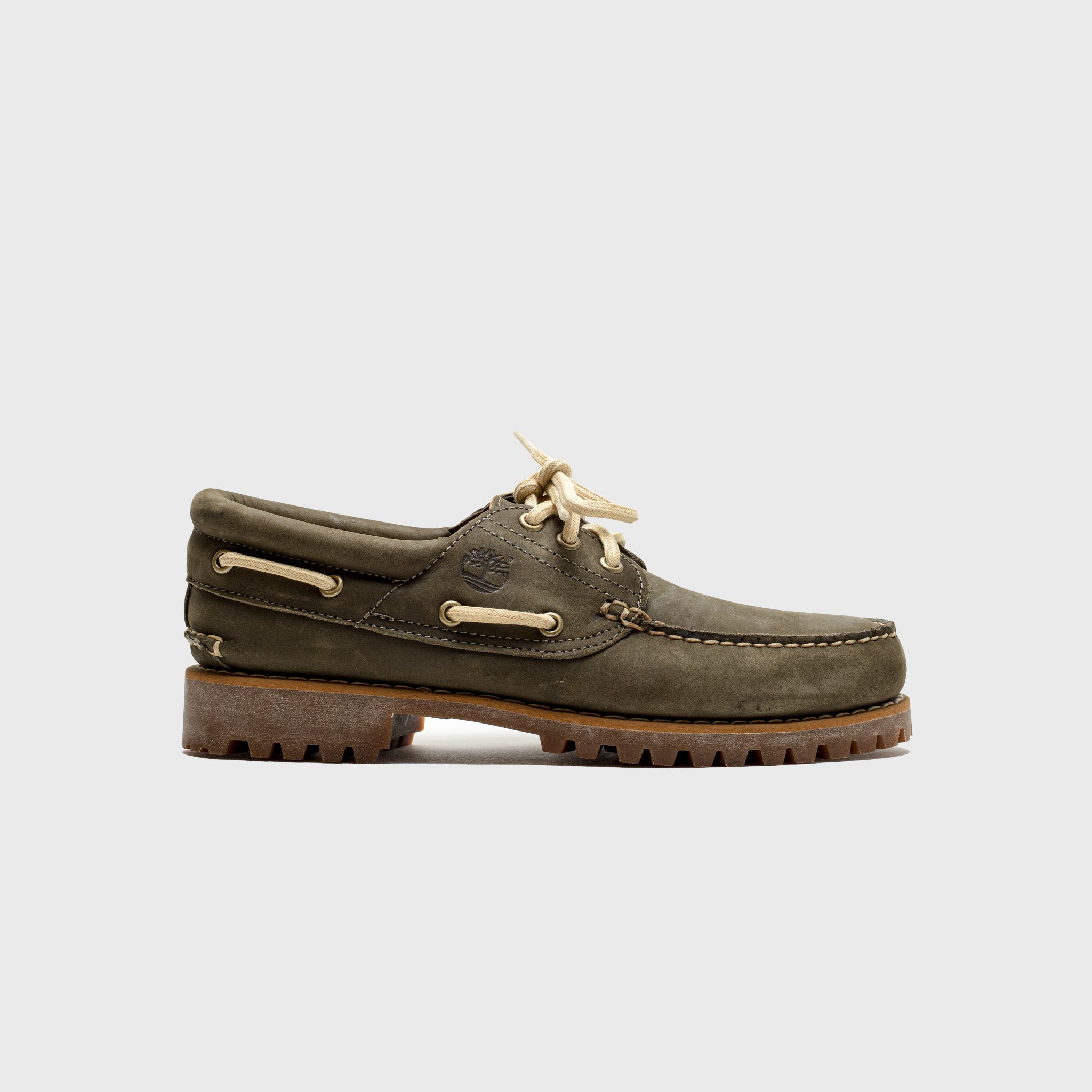 3-EYE LUG HANDSEWN BOAT SHOE