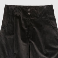 WIDE LEG PLEATED TROUSER