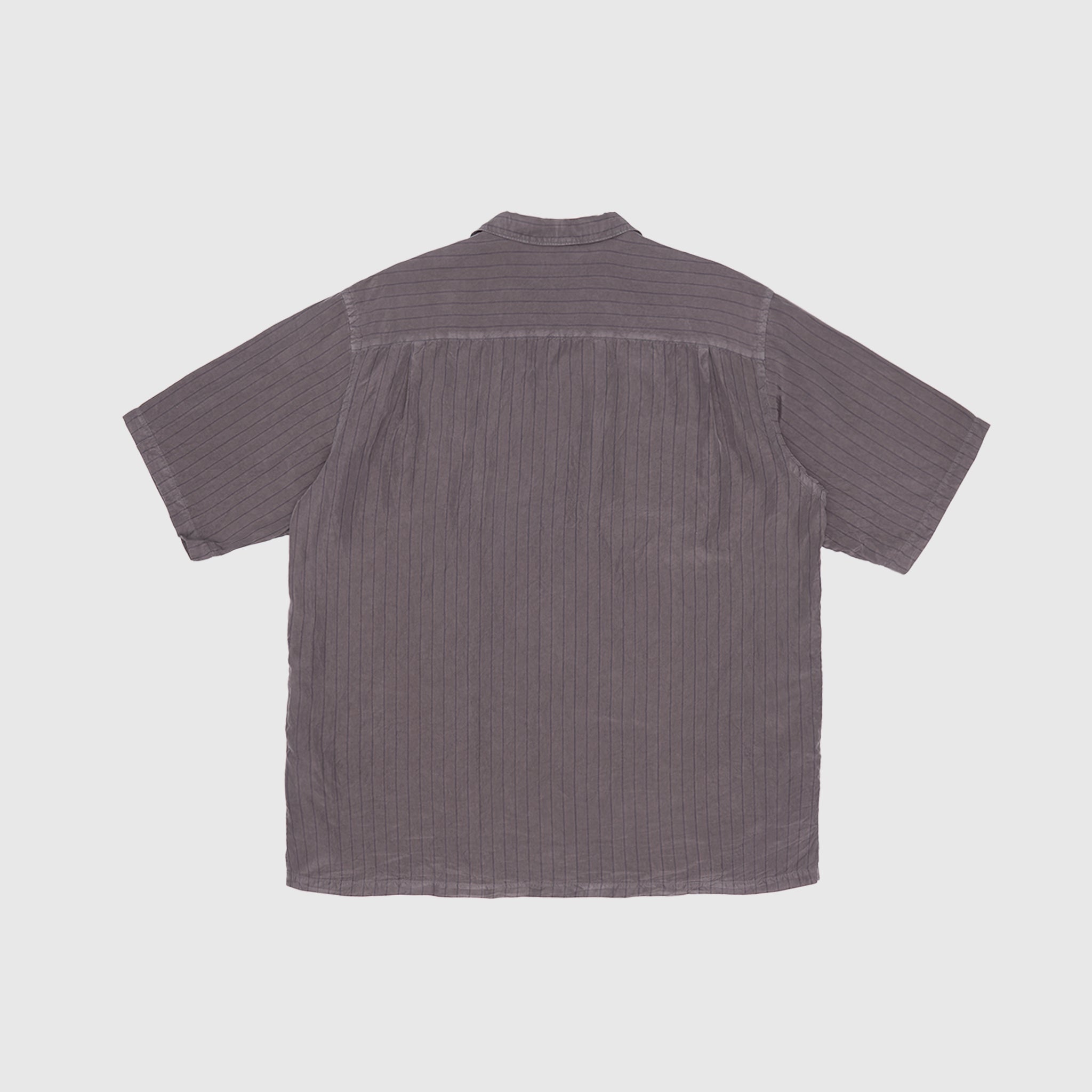 MEN'S PINSTRIPED S/S SHIRT