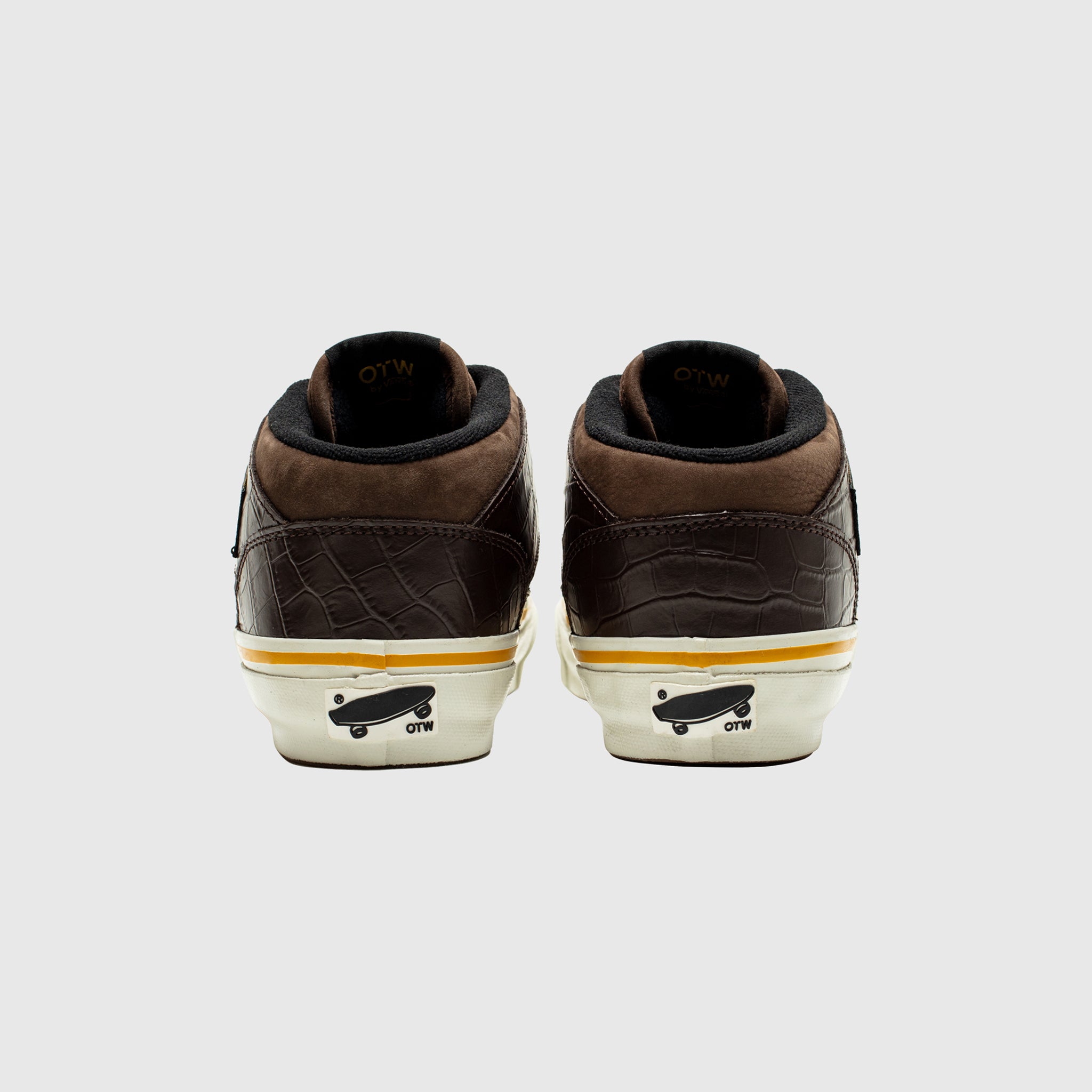 OTW HALF CAB 33 VIBRAM "CROC PATENT"