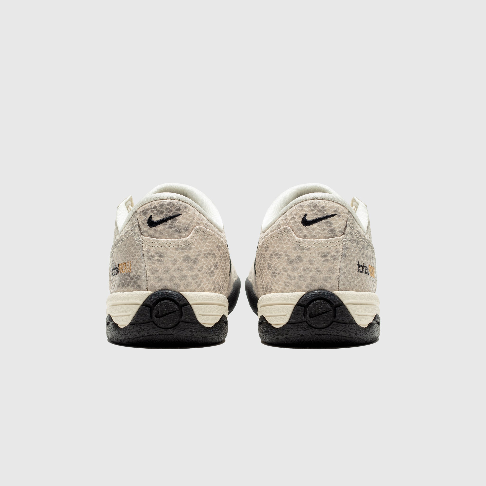 WMNS TOTAL 90 SE "PALE IVORY SNAKESKIN"