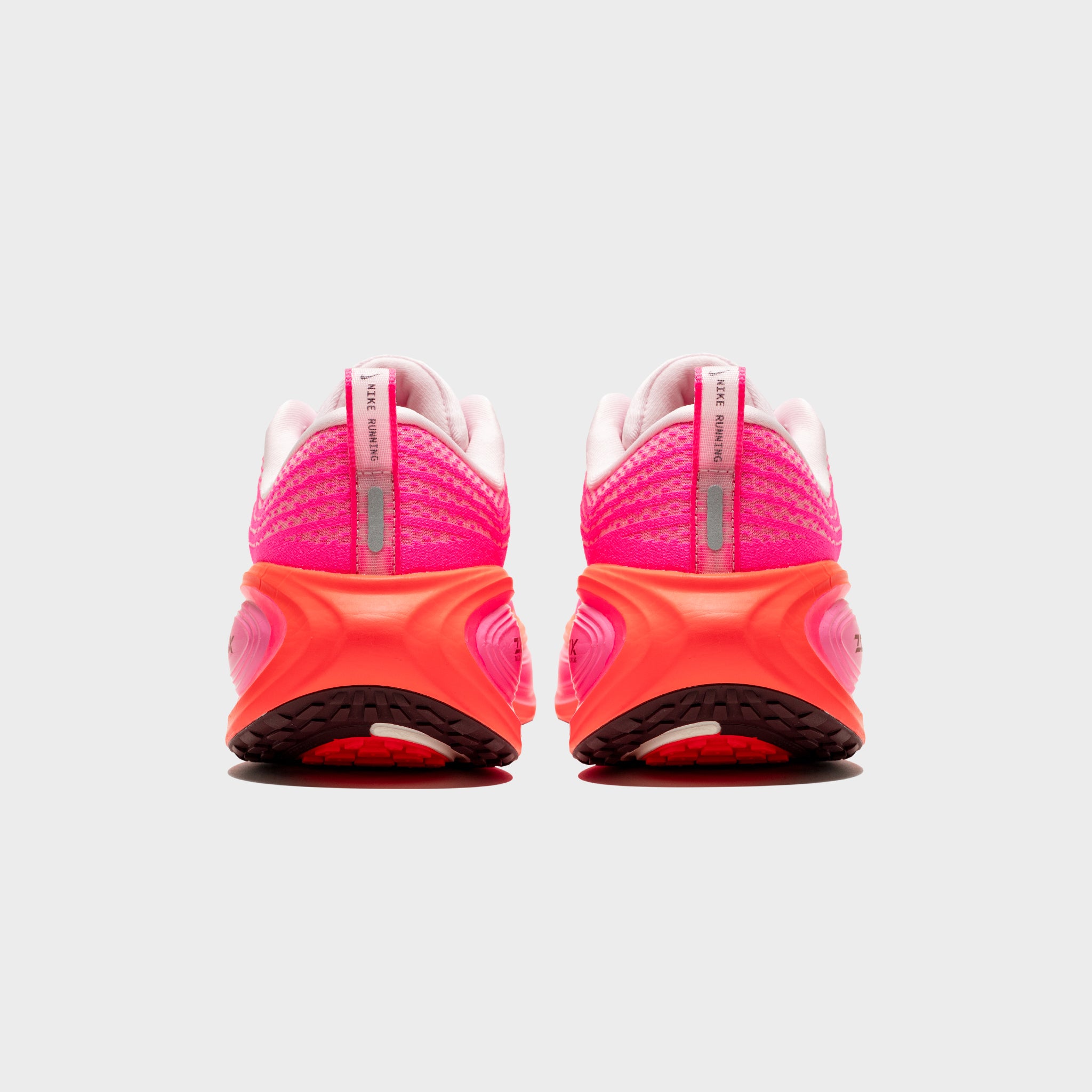 WMNS VOMERO PLUS "HYPER PINK"