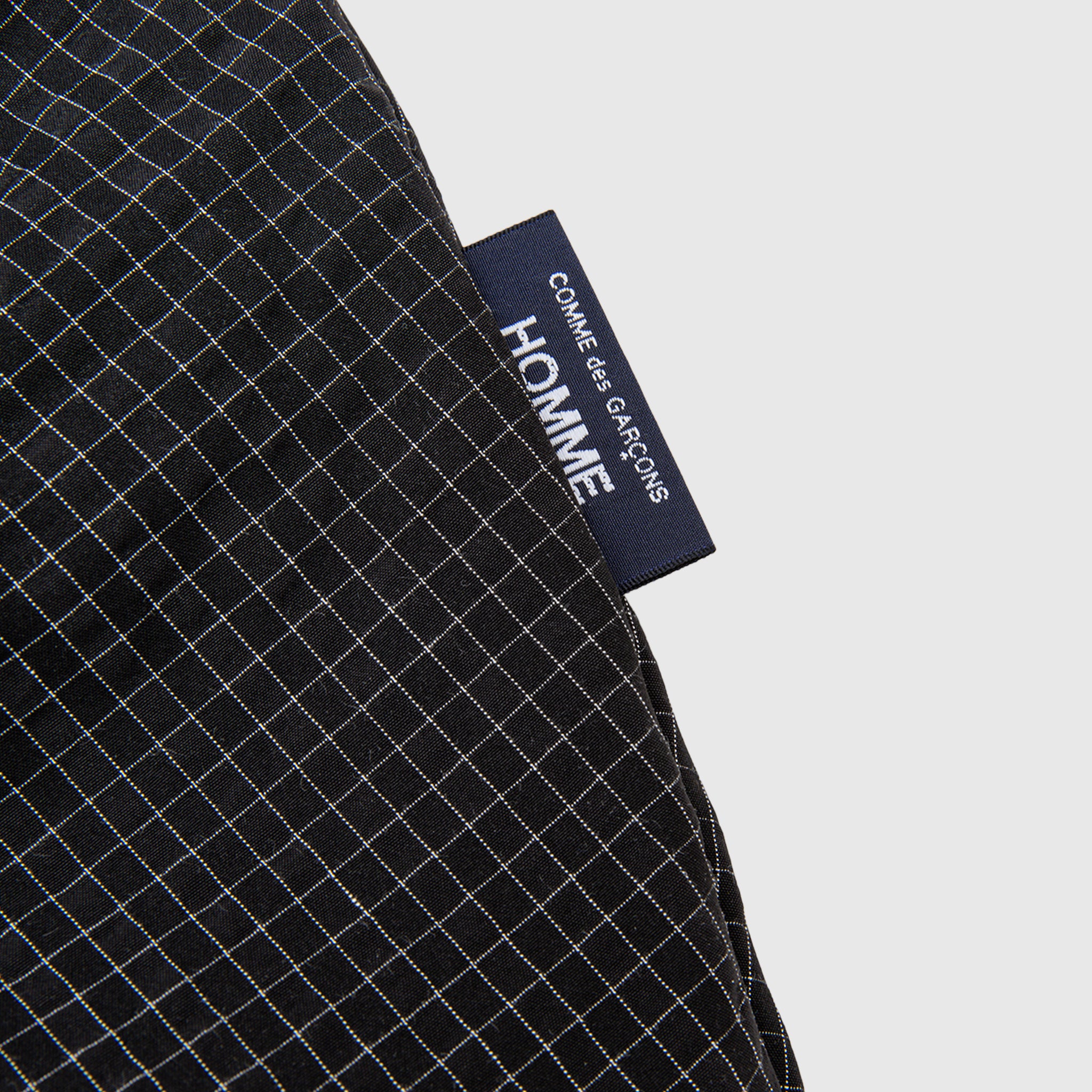 MEN'S CHECK SLING BAG