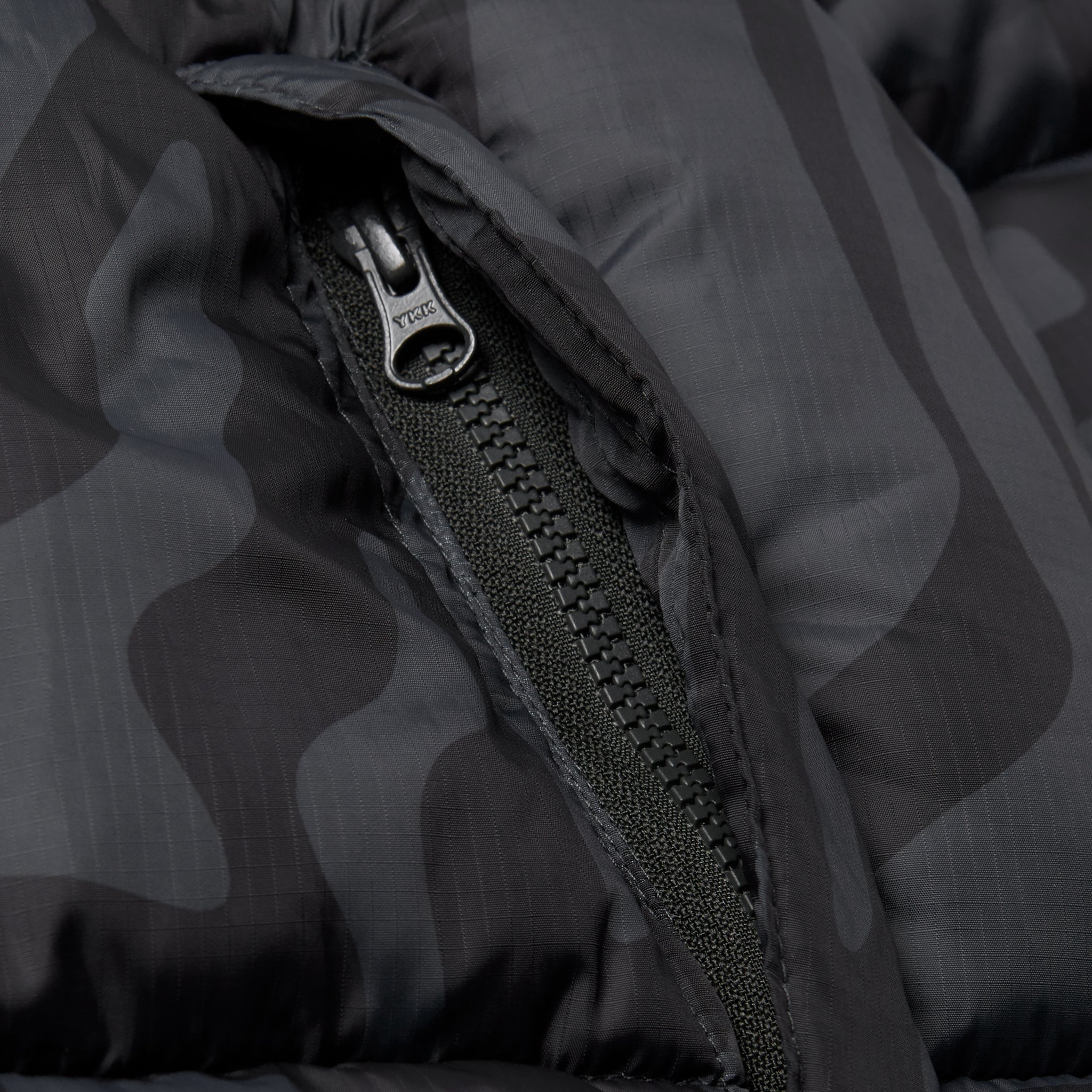 BROKEN FTP PUFFER JACKET