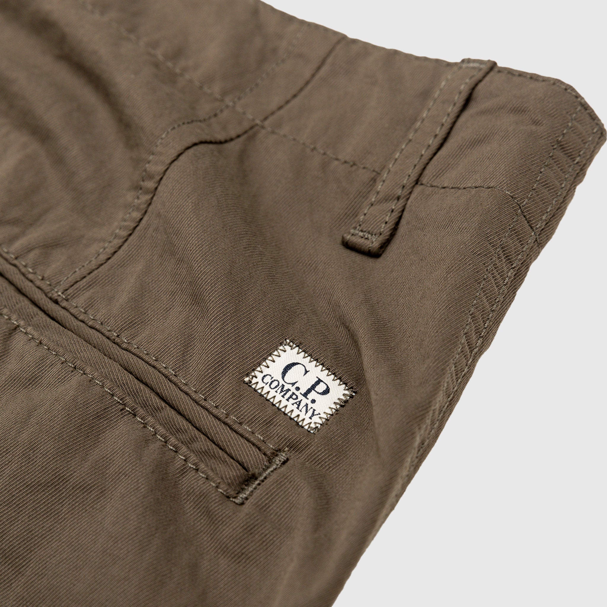 DIAGONAL FLATT NYLON LOOSE PANTS